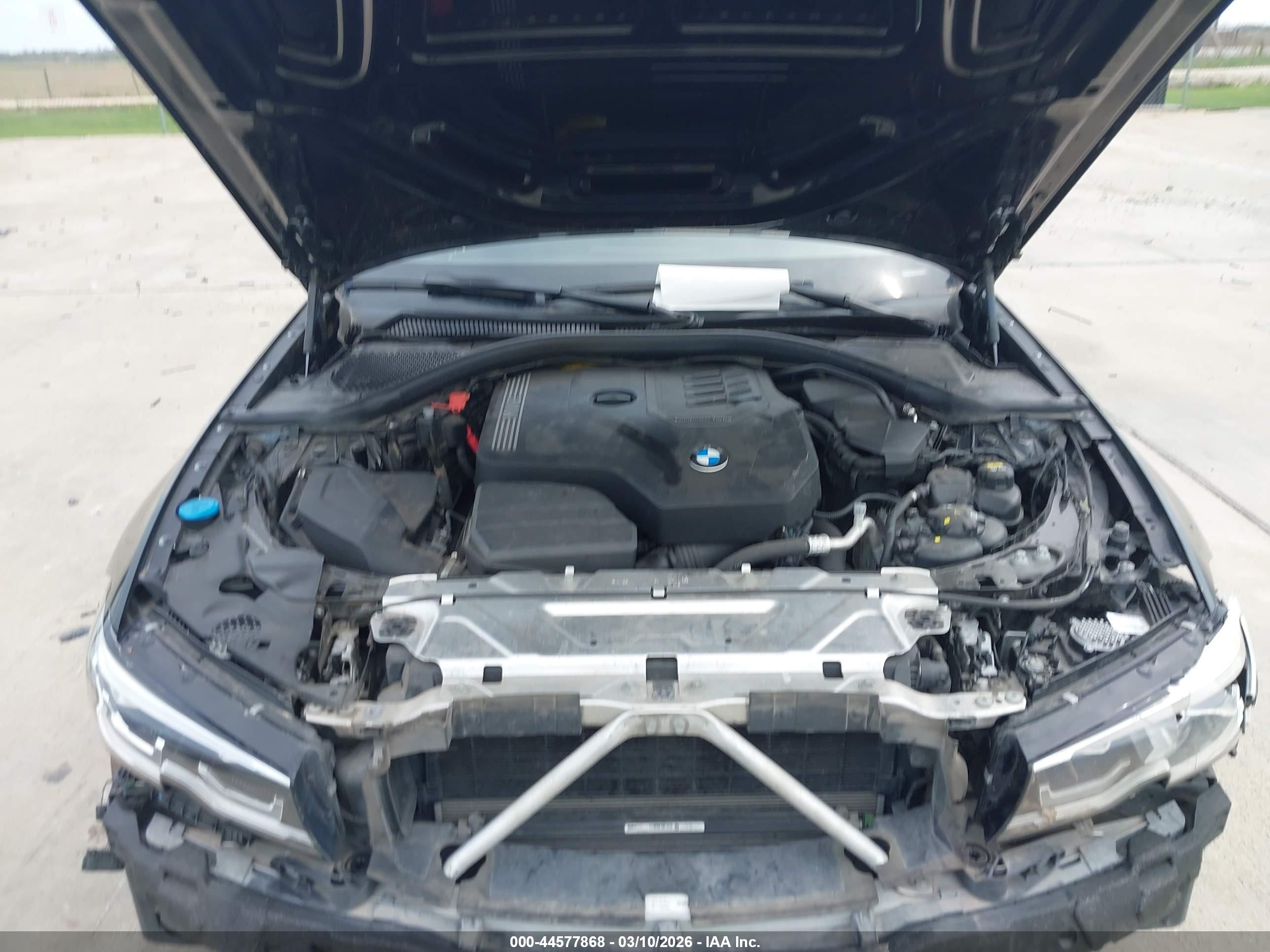 BMW 330I image 10