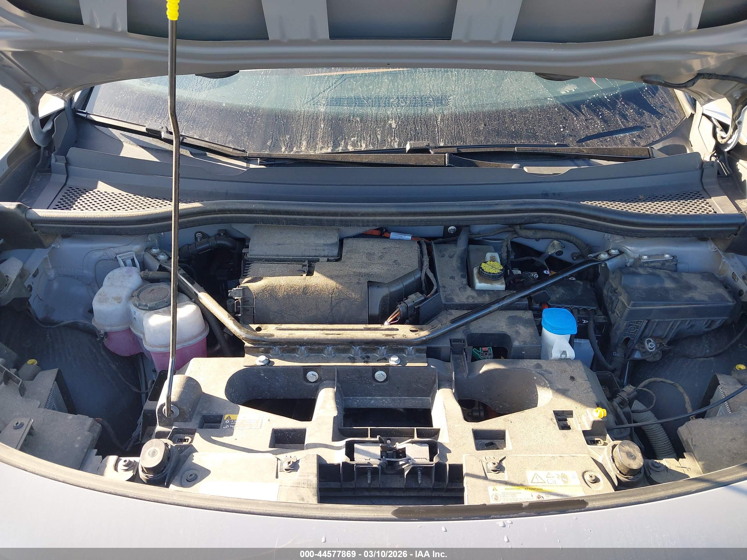 VOLKSWAGEN ID.4 image 10