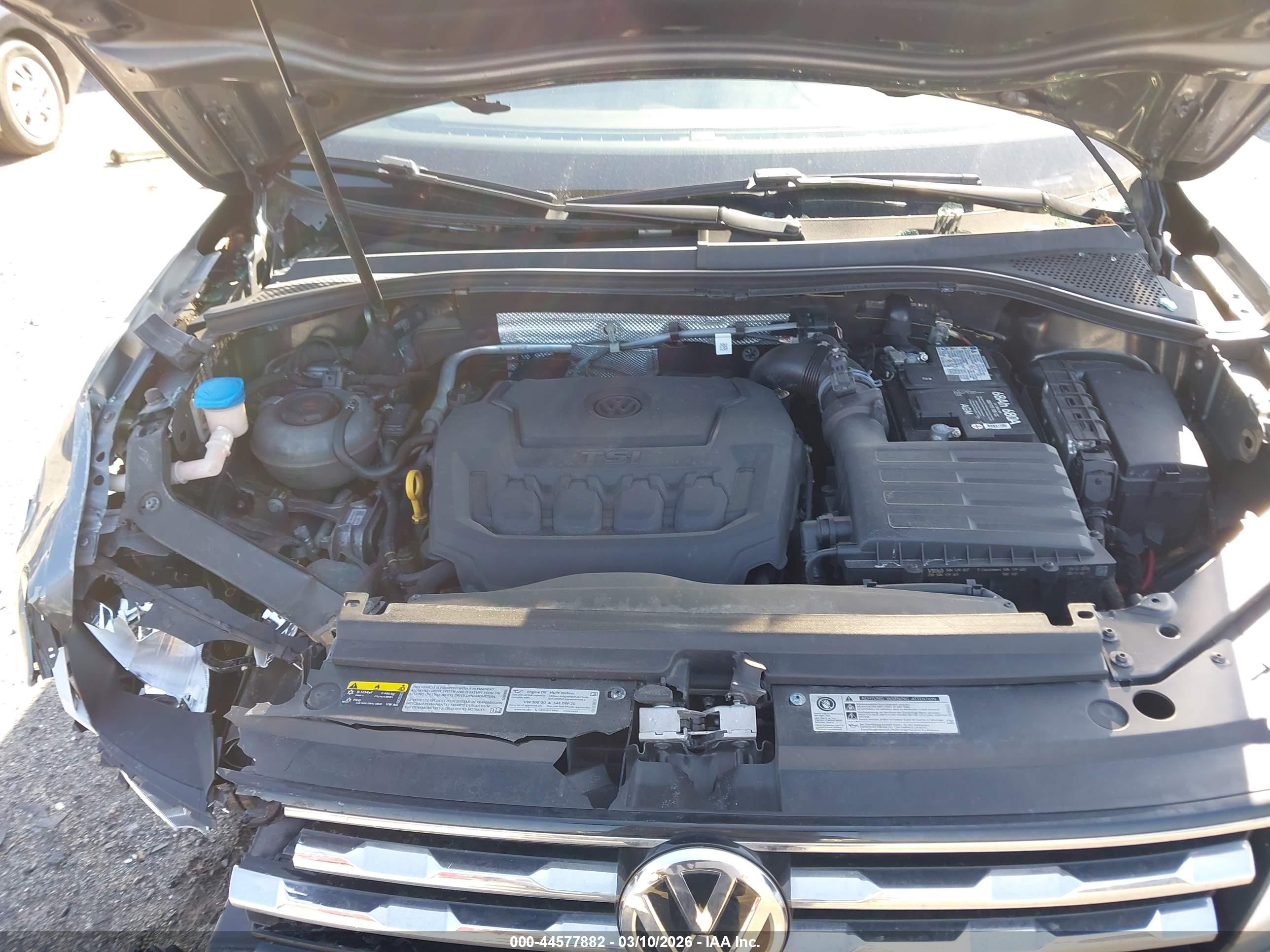VOLKSWAGEN TIGUAN image 10