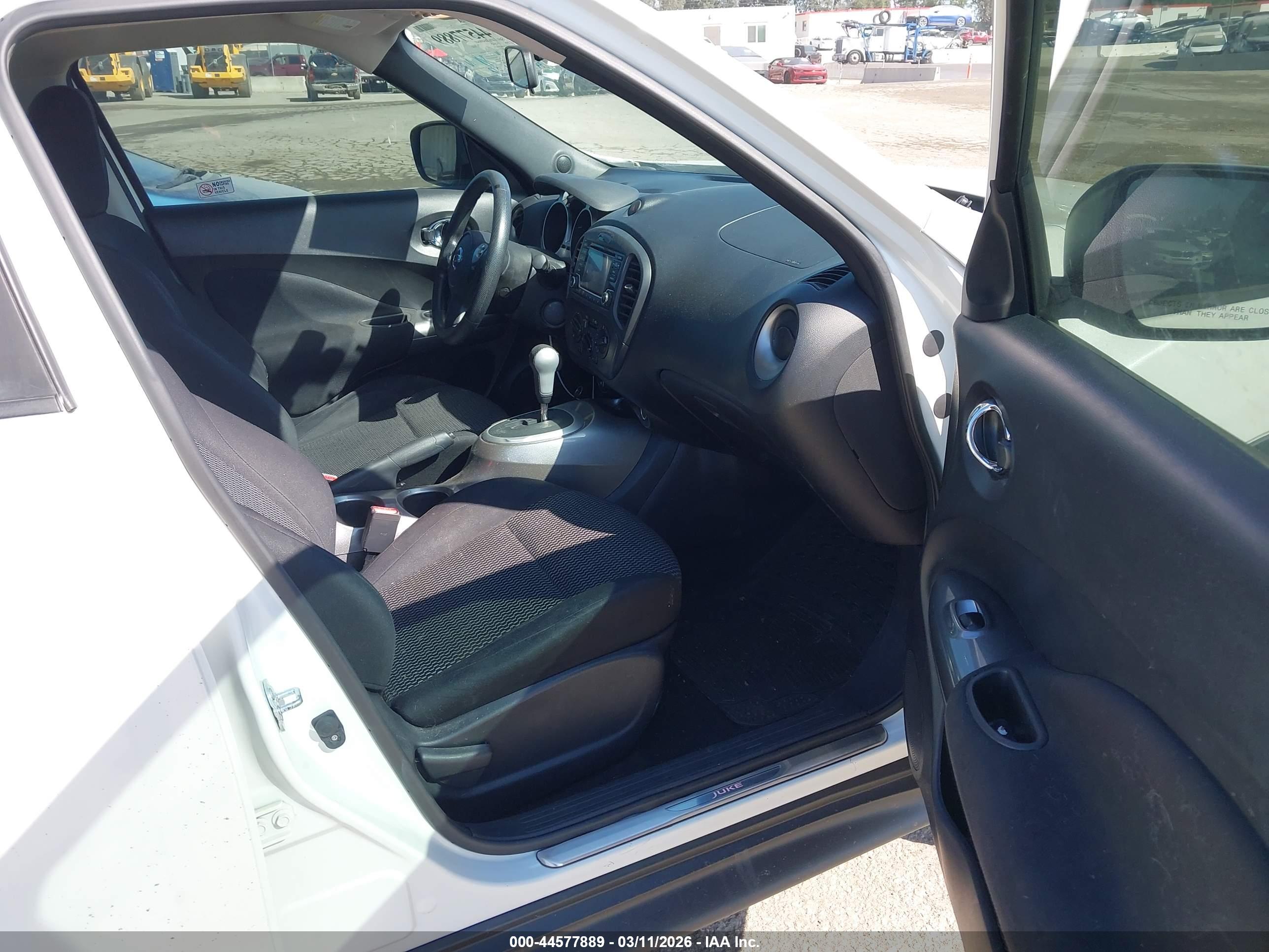 NISSAN JUKE image 5