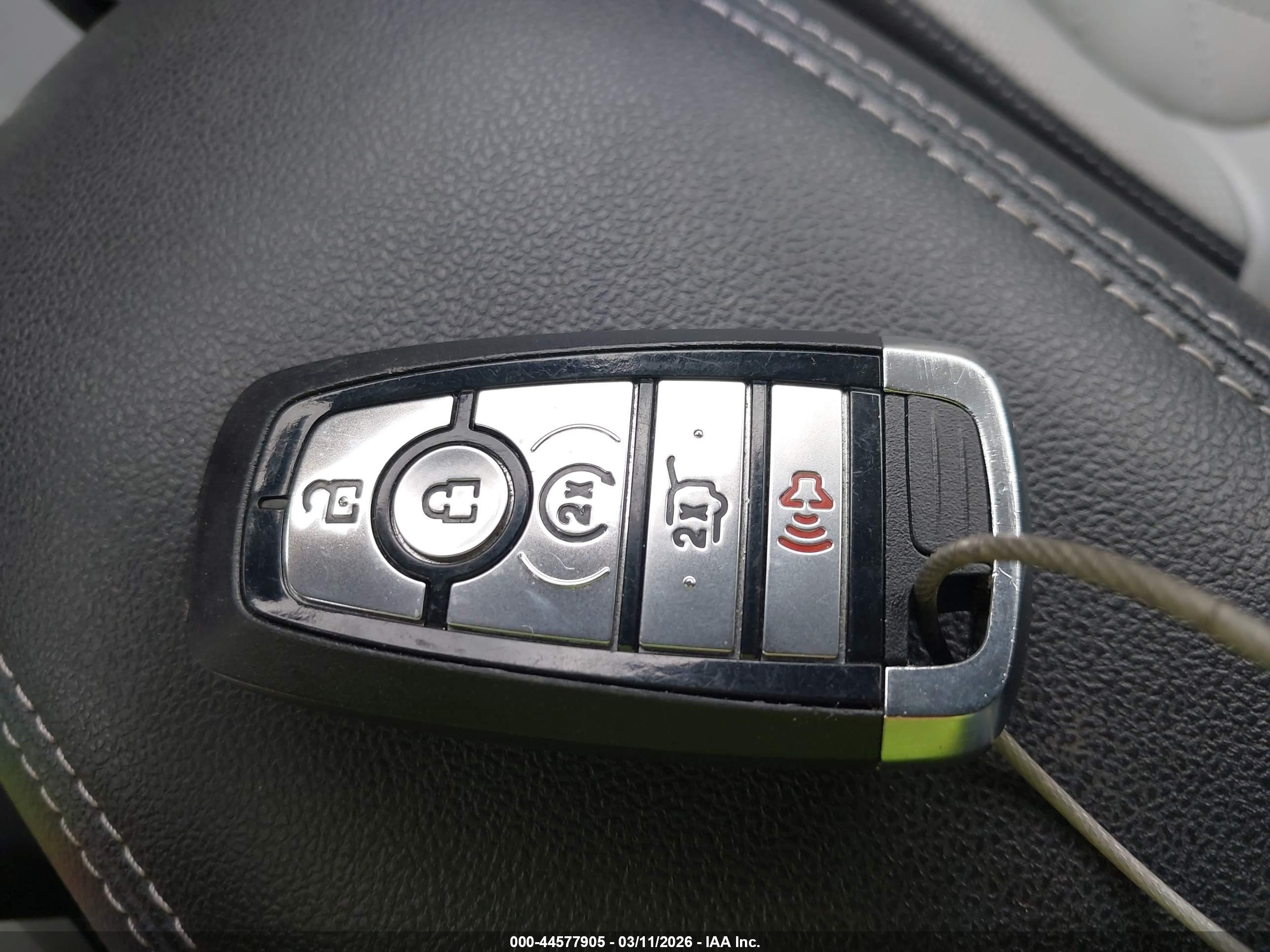 FORD ESCAPE image 11