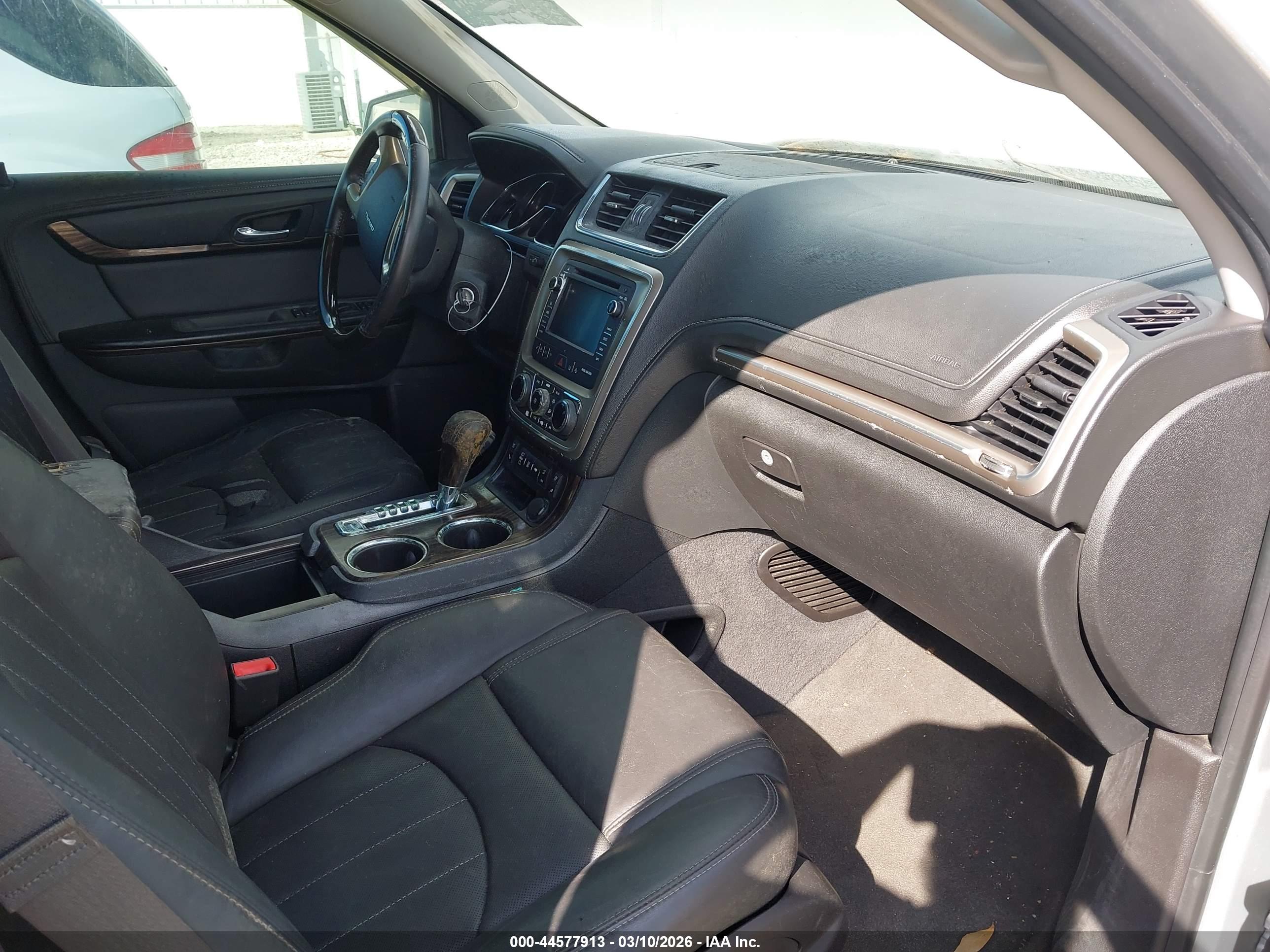 GMC ACADIA image 5