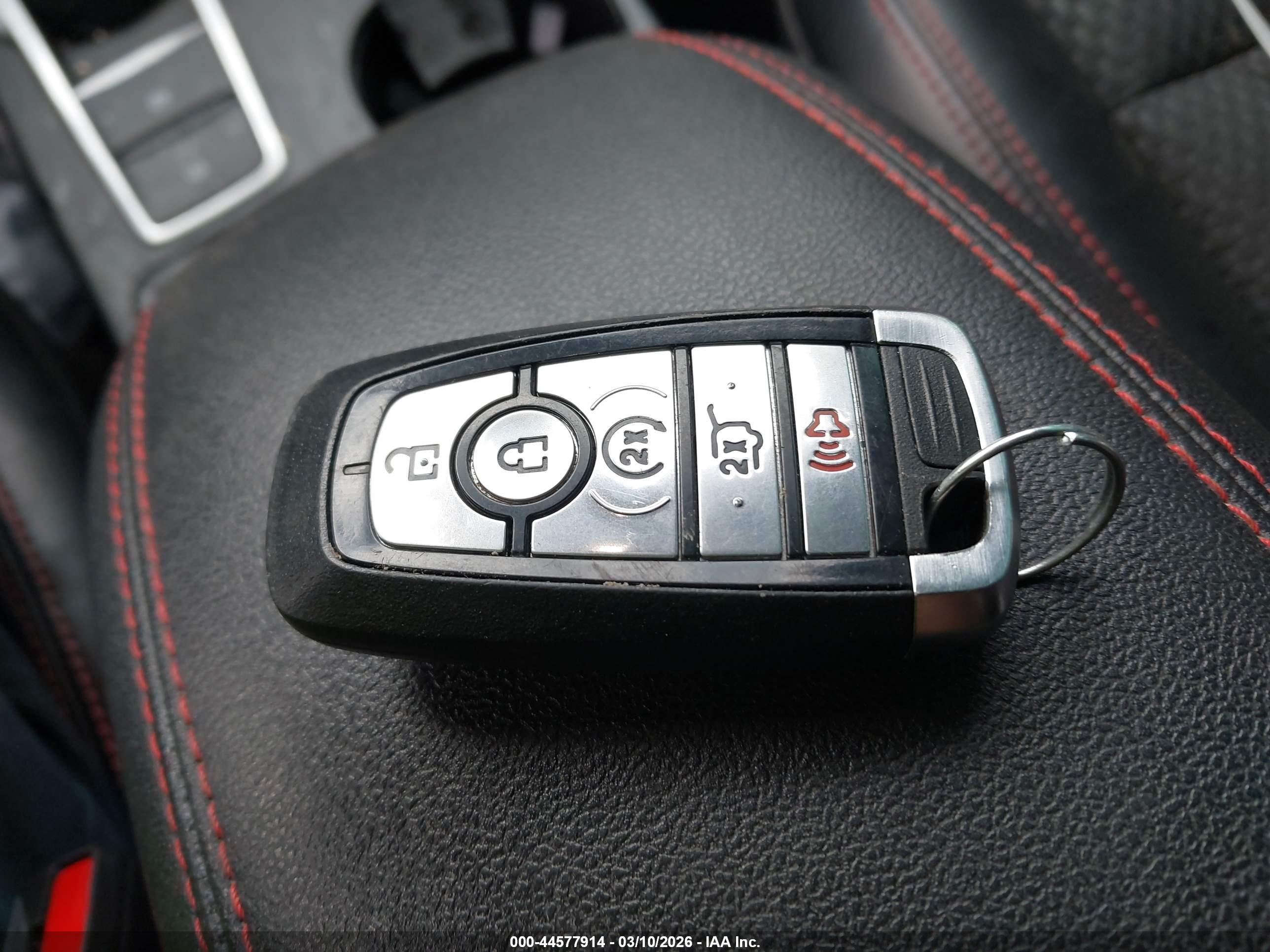 FORD ESCAPE image 11