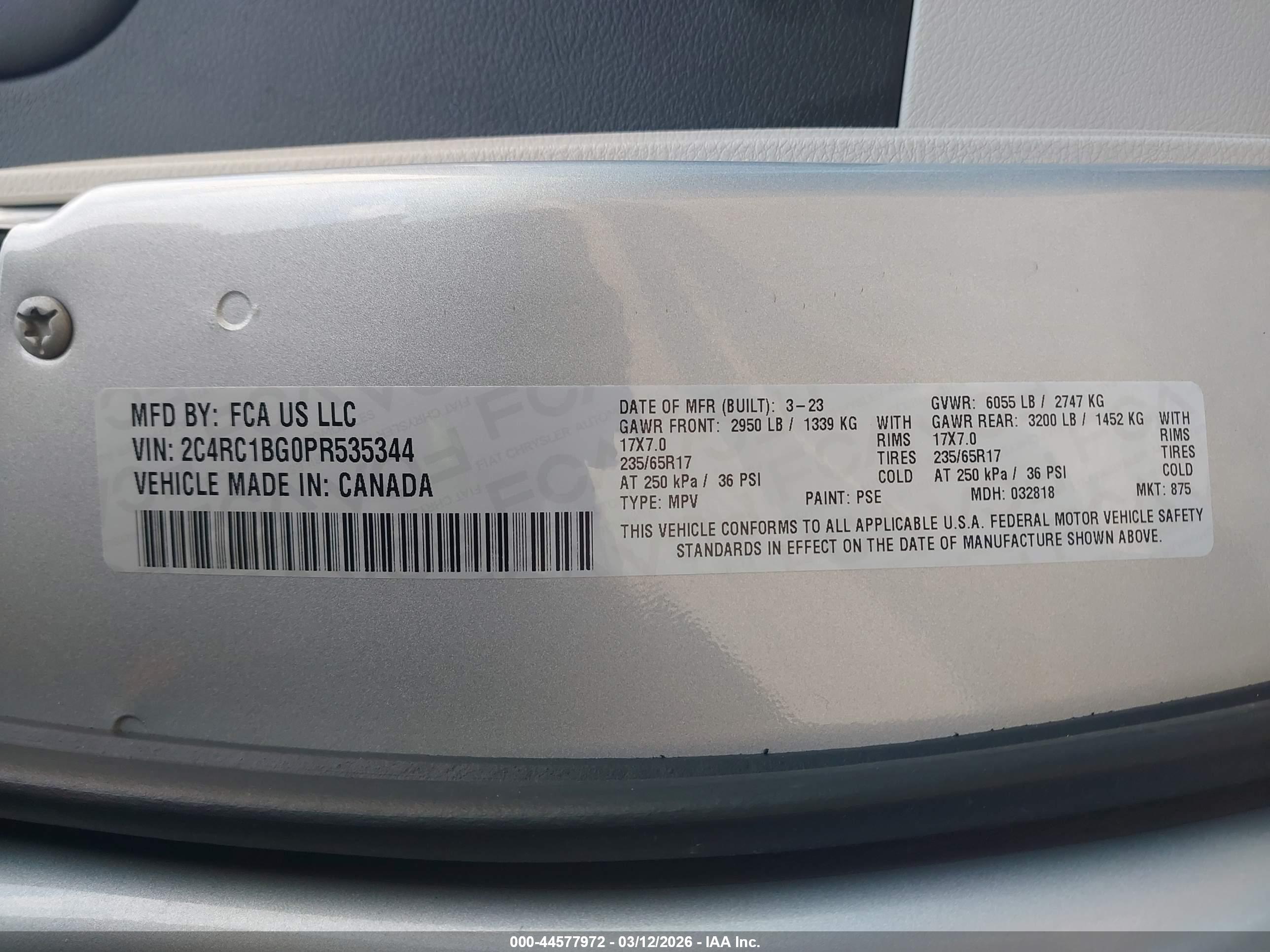 CHRYSLER PACIFICA image 9