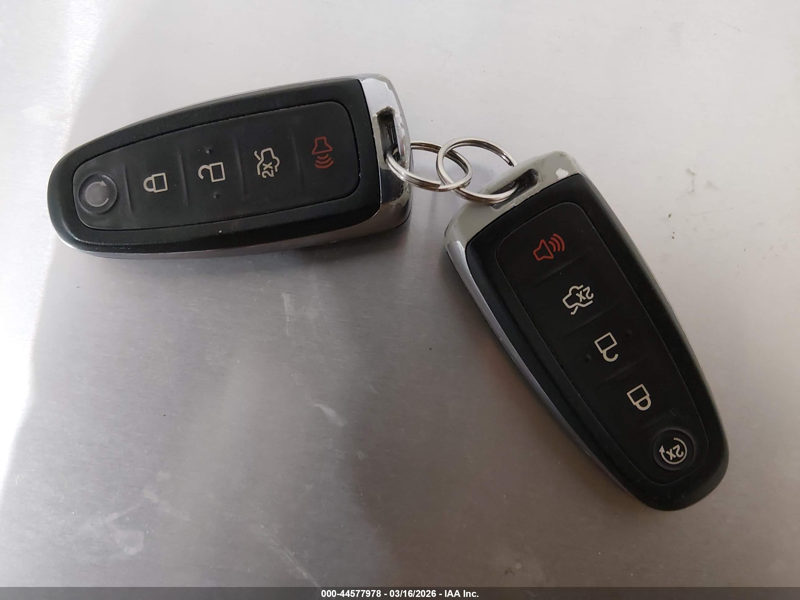 FORD ESCAPE image 11
