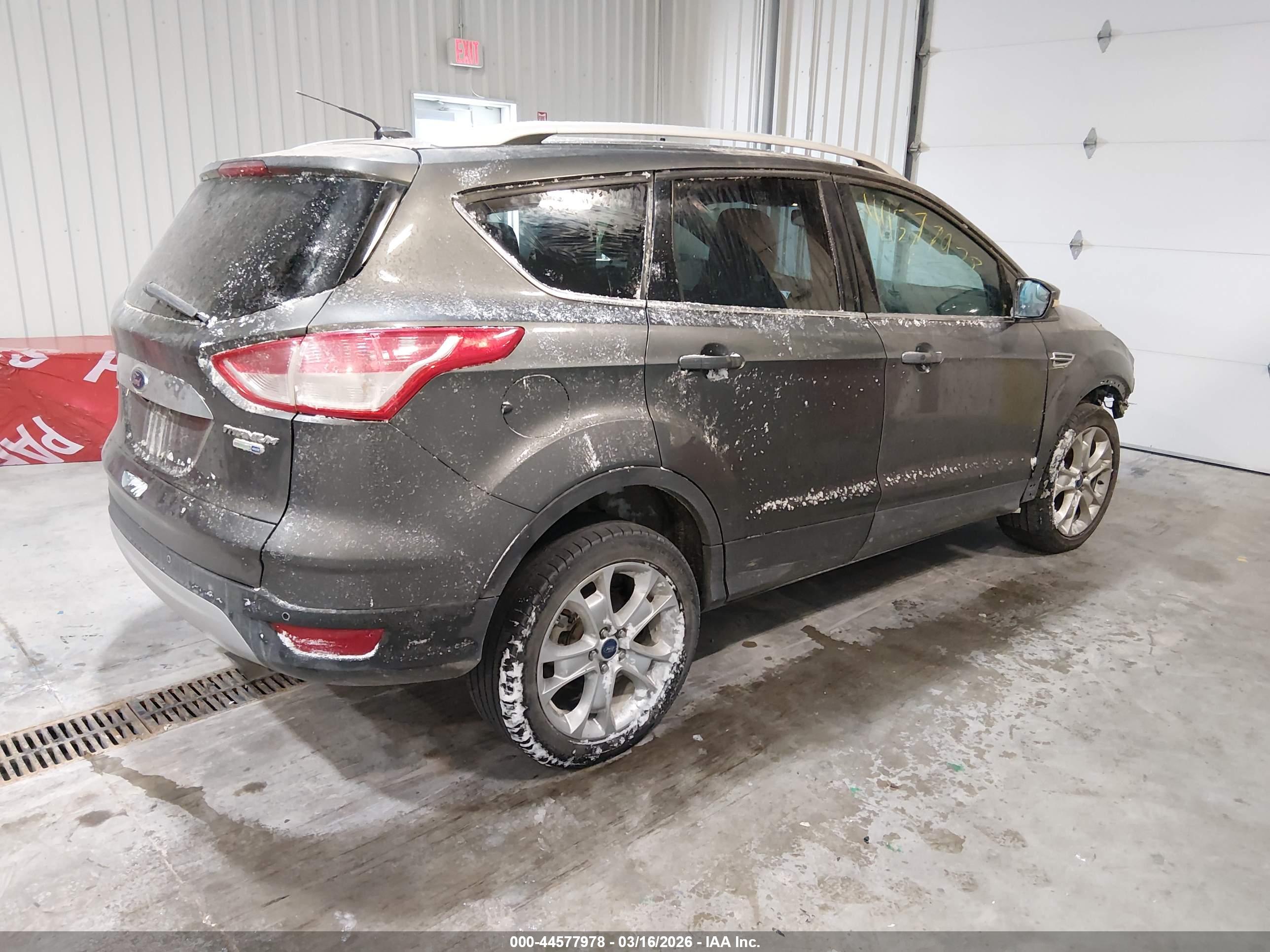 FORD ESCAPE image 4