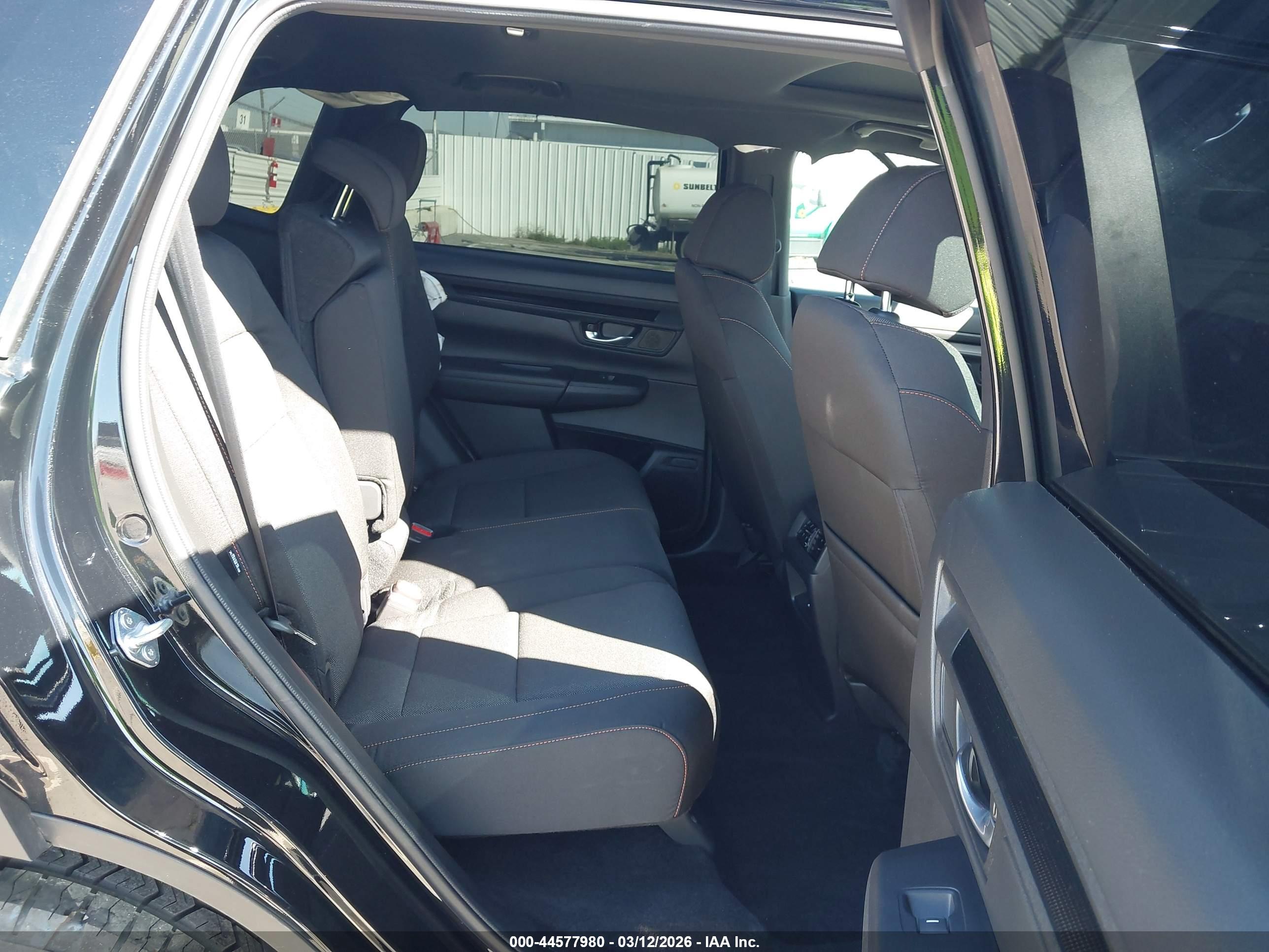 HONDA CR-V image 8