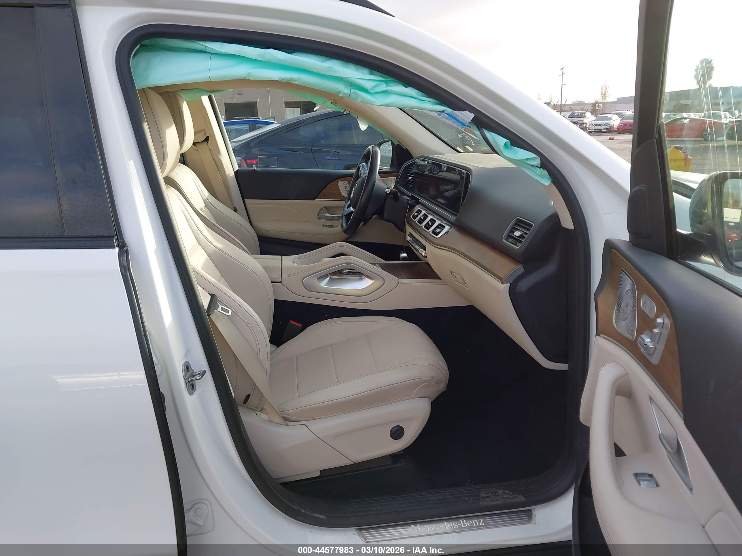 MERCEDES-BENZ GLE image 5