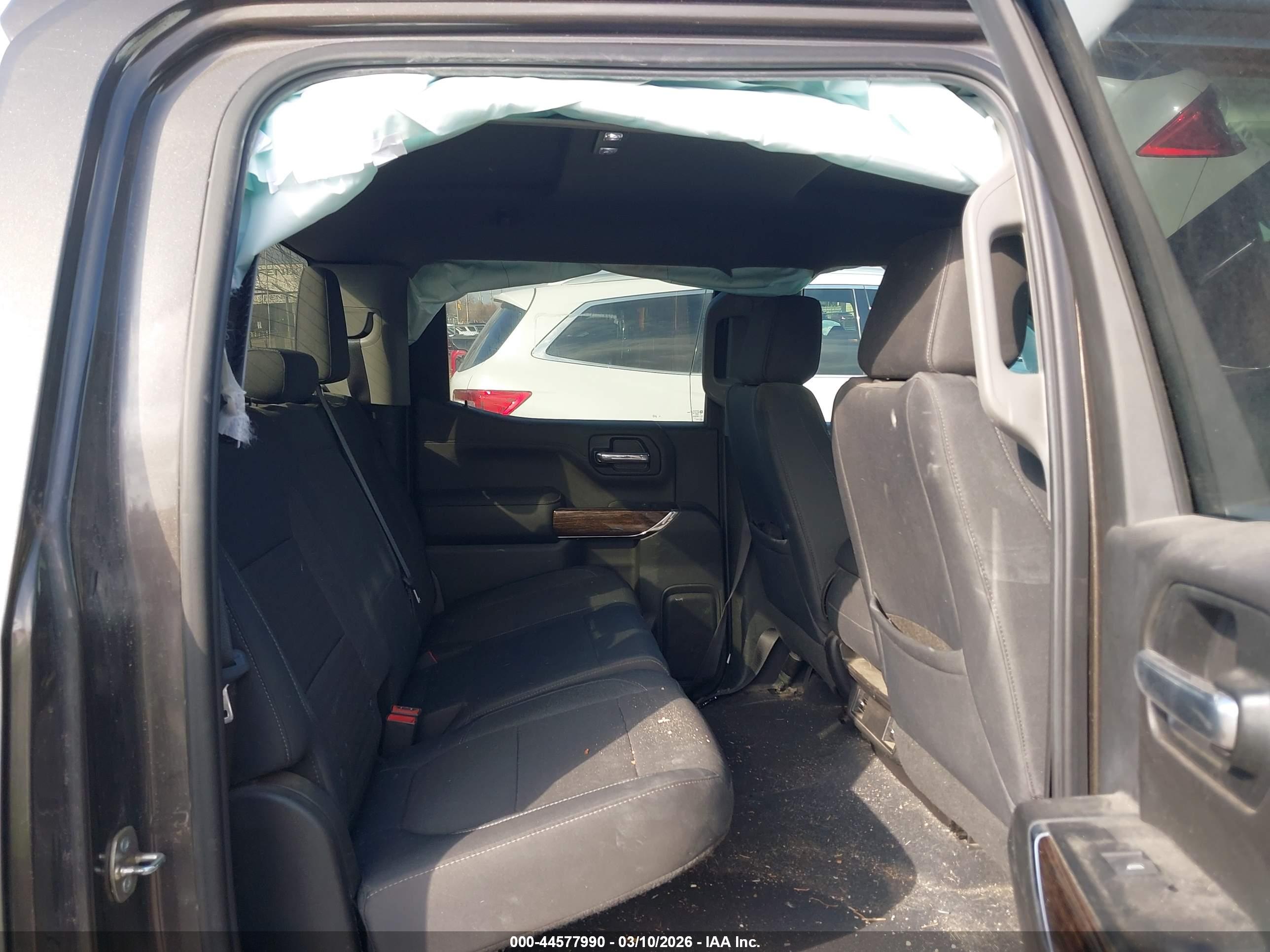 GMC SIERRA image 8
