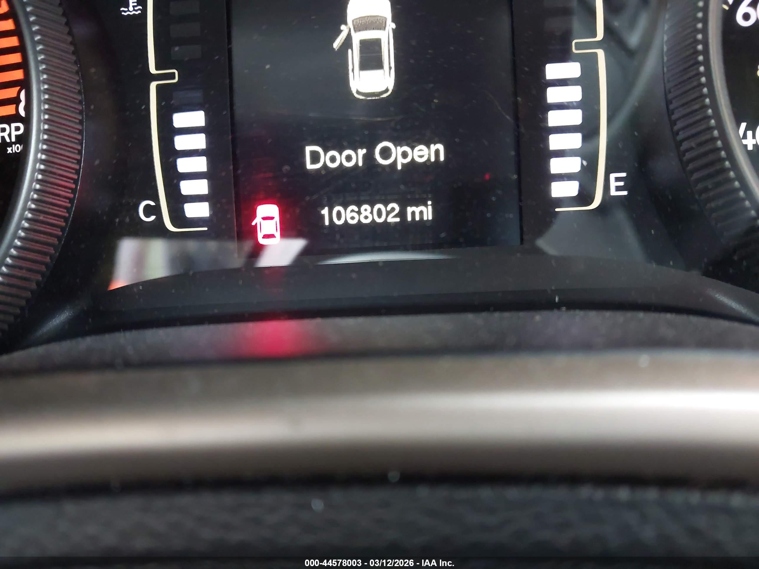 JEEP CHEROKEE image 7