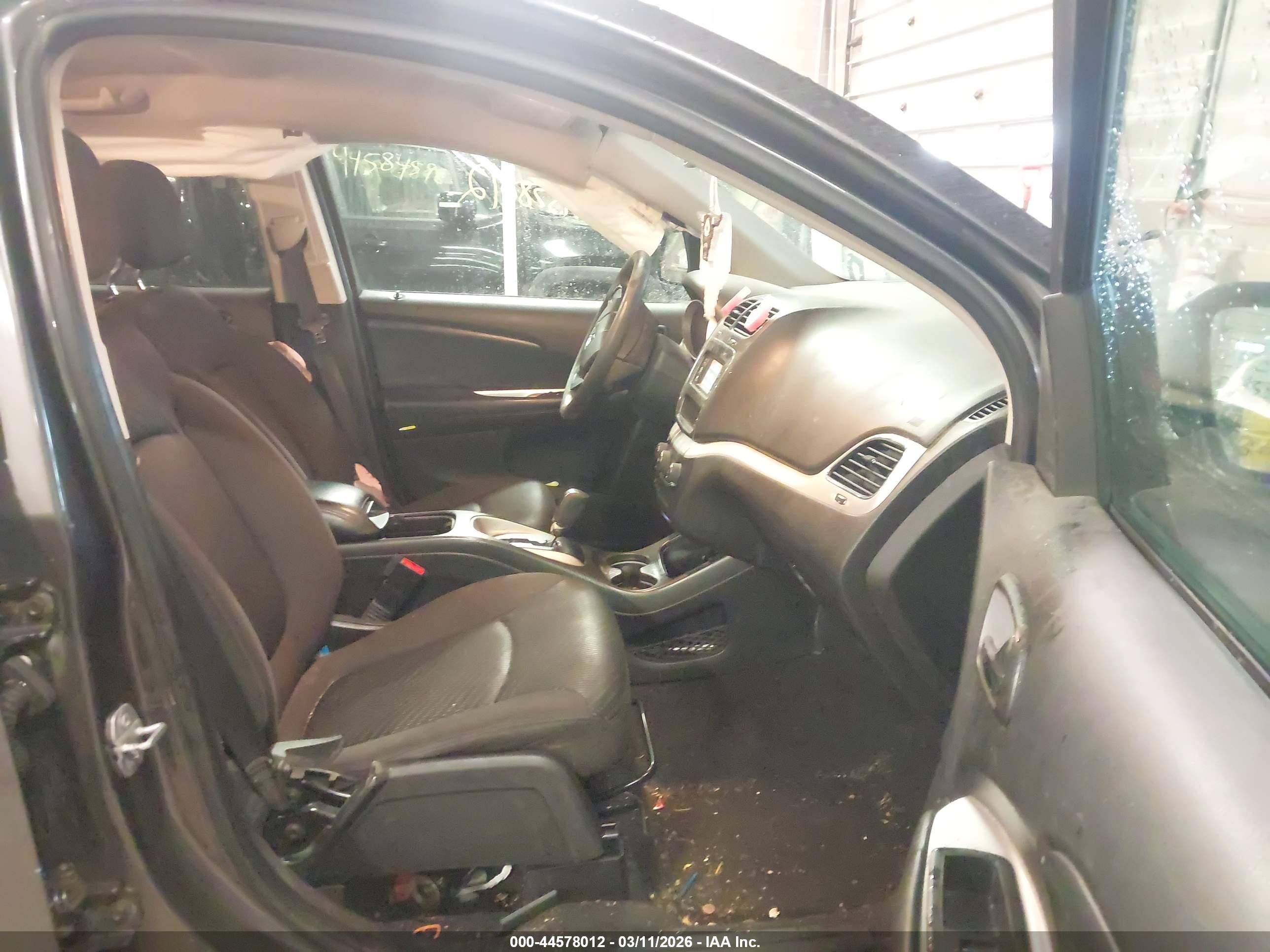 DODGE JOURNEY image 5
