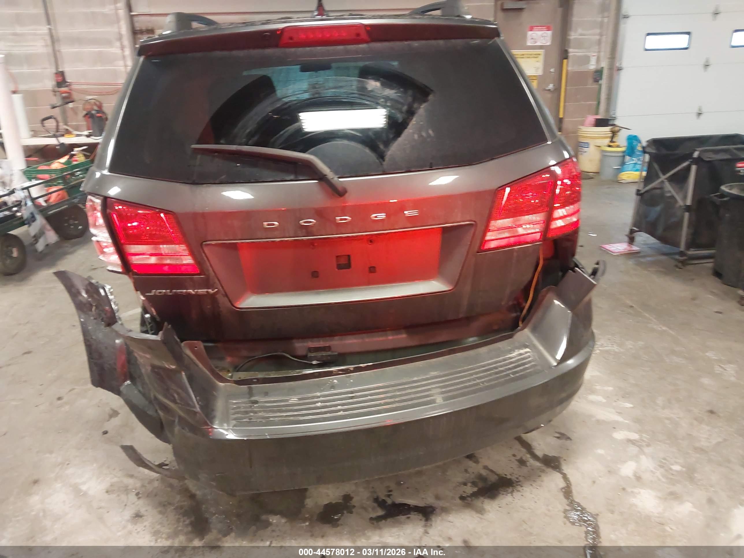 DODGE JOURNEY image 6