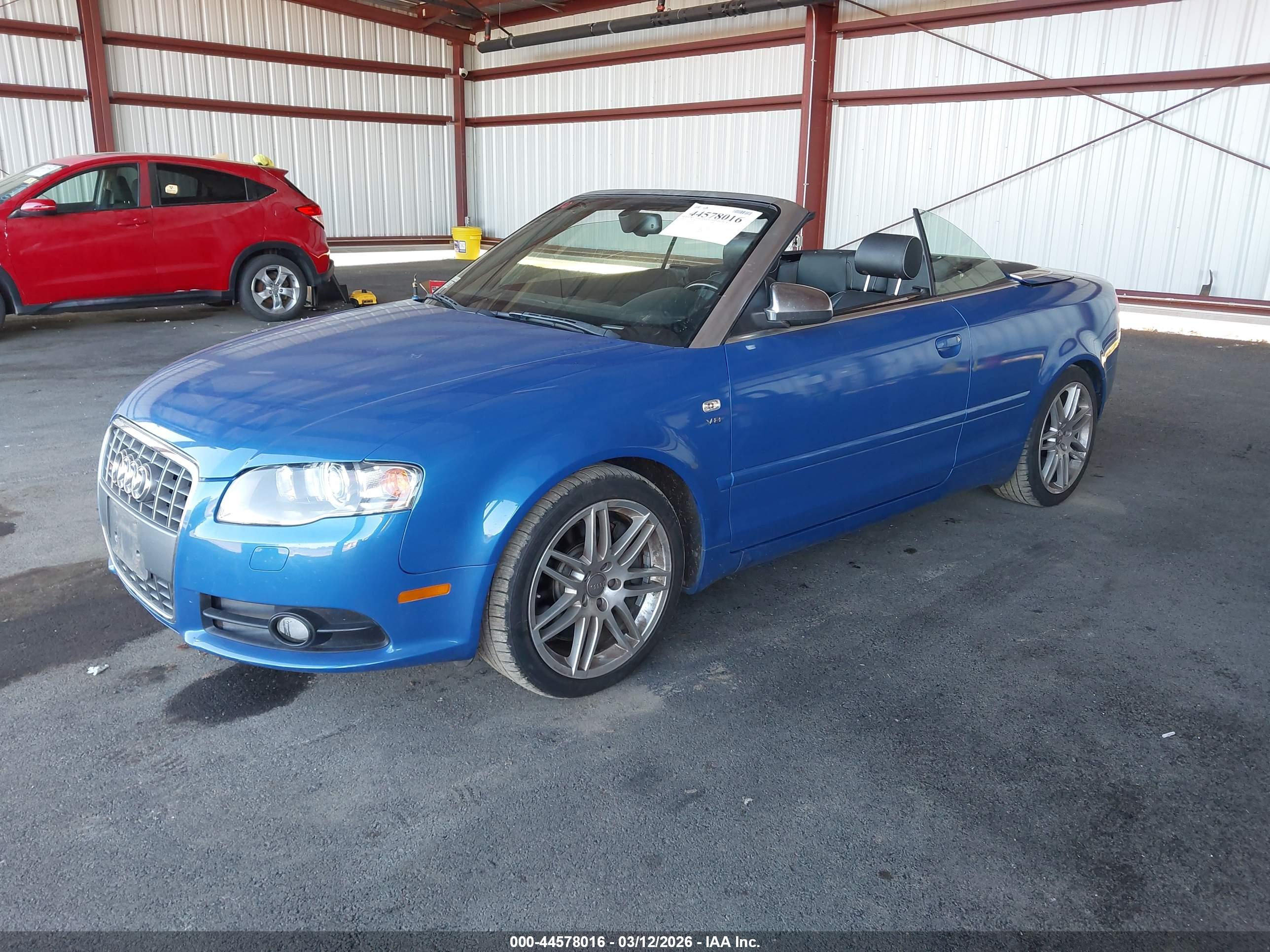 AUDI S4 image 2