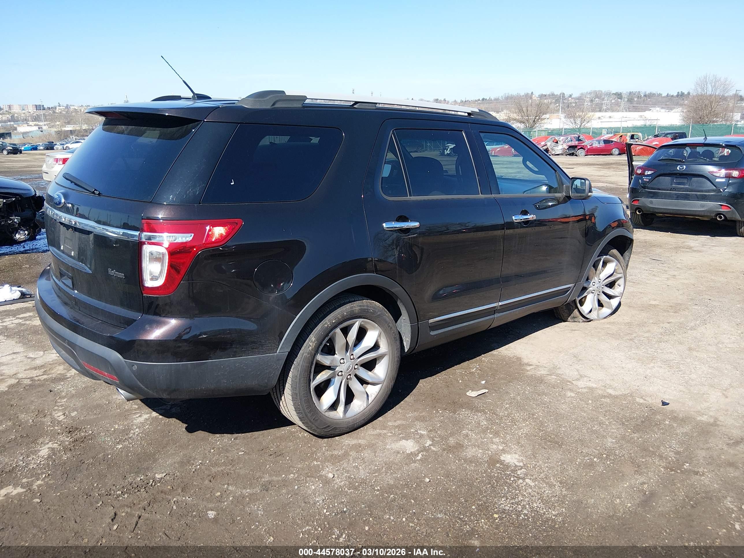 FORD EXPLORER image 4