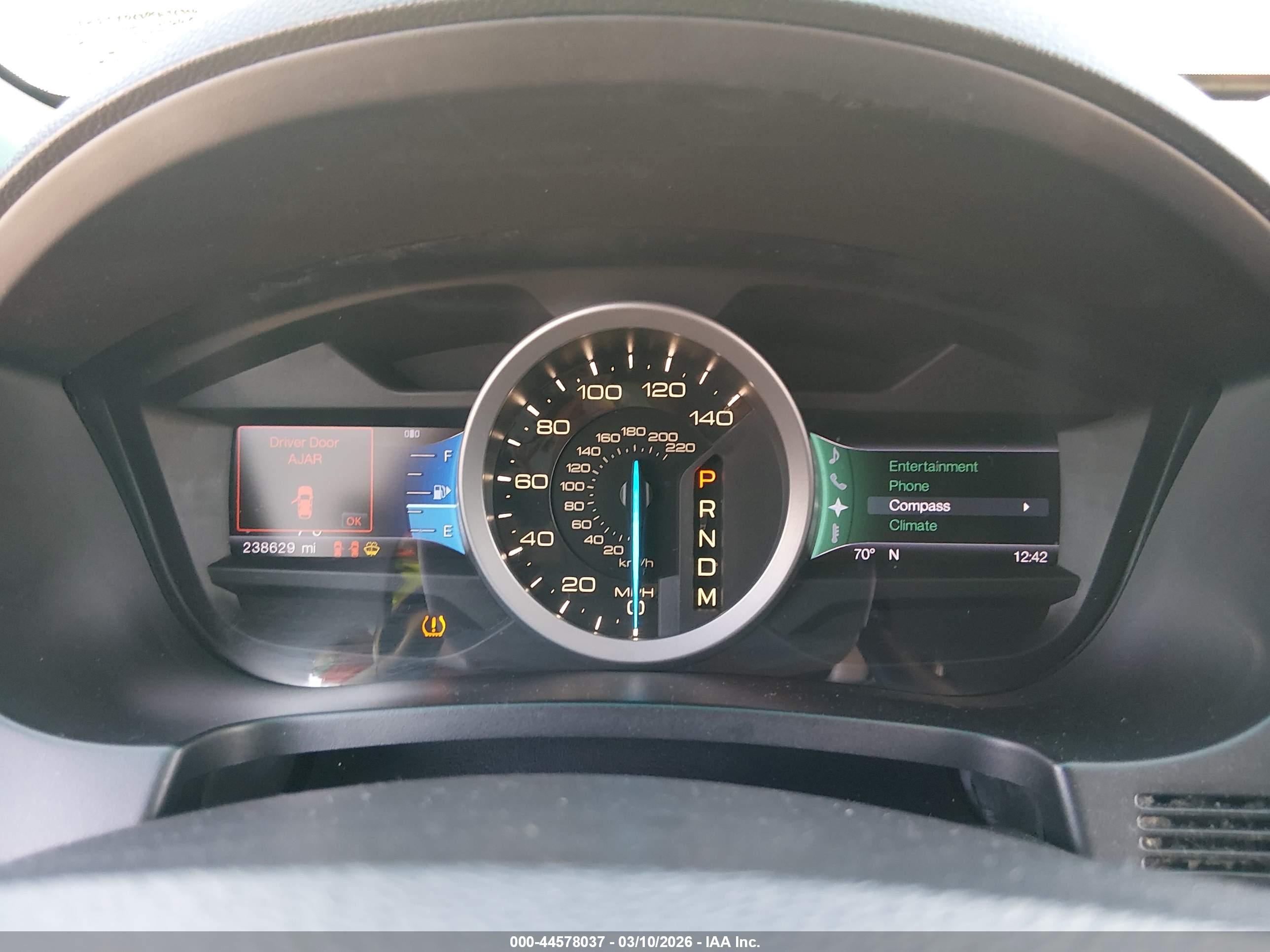 FORD EXPLORER image 7