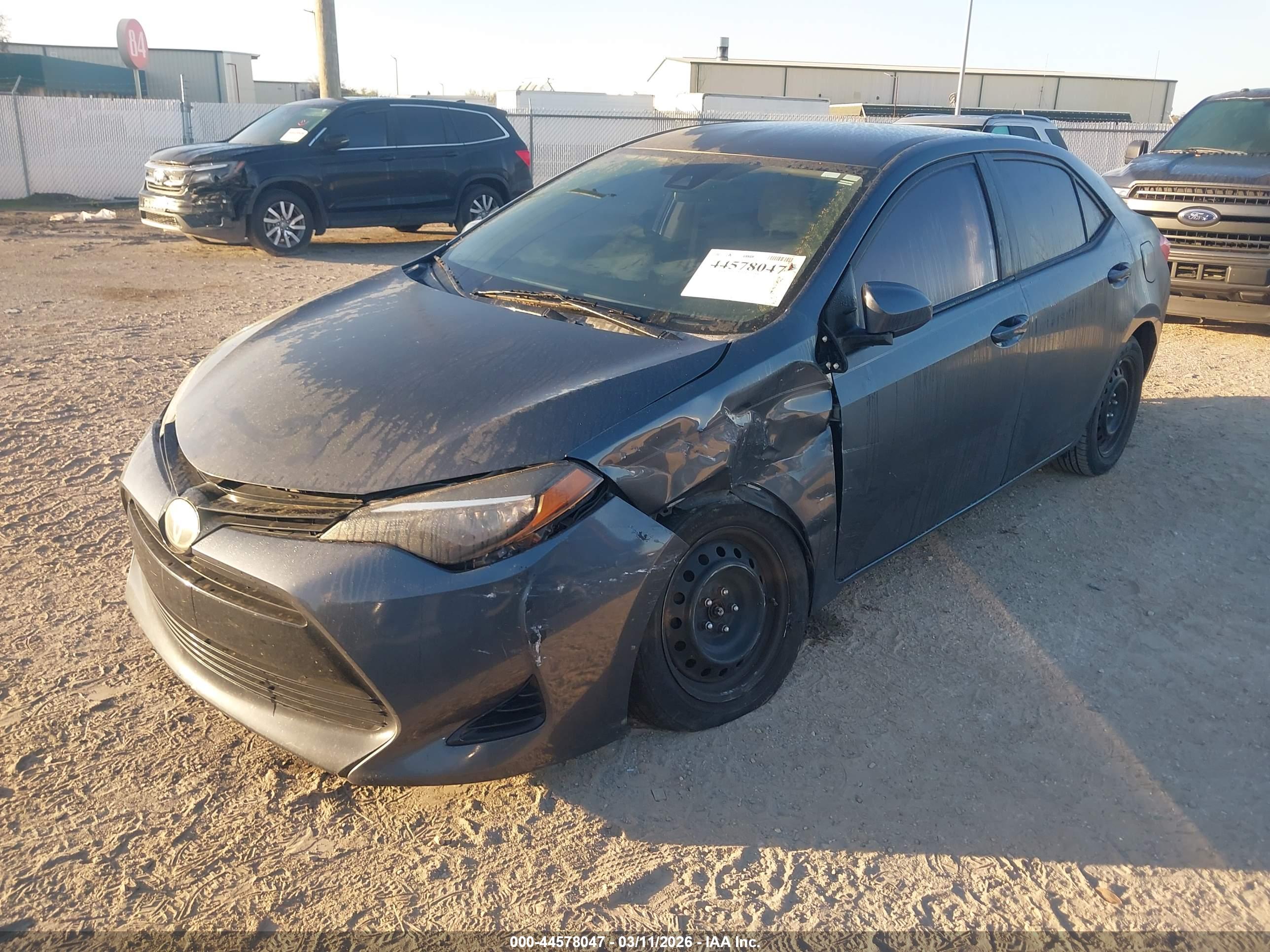 TOYOTA COROLLA image 2