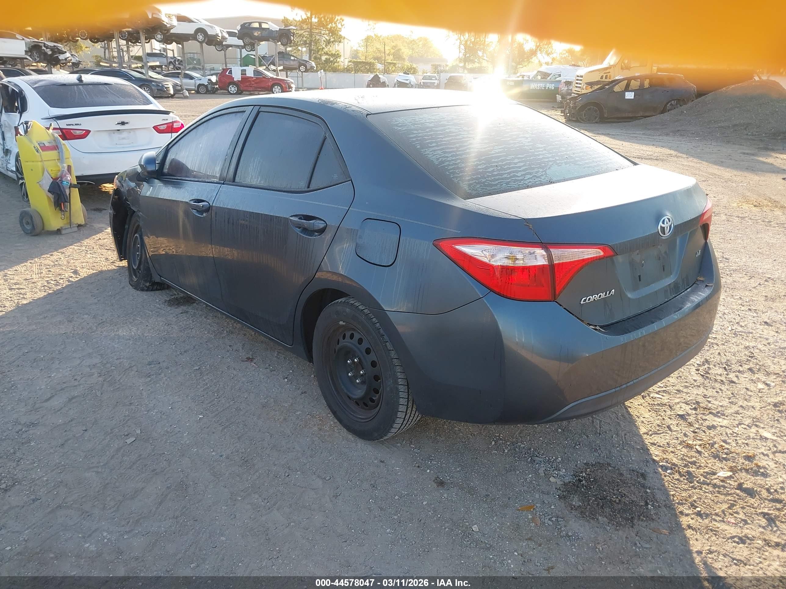 TOYOTA COROLLA image 3