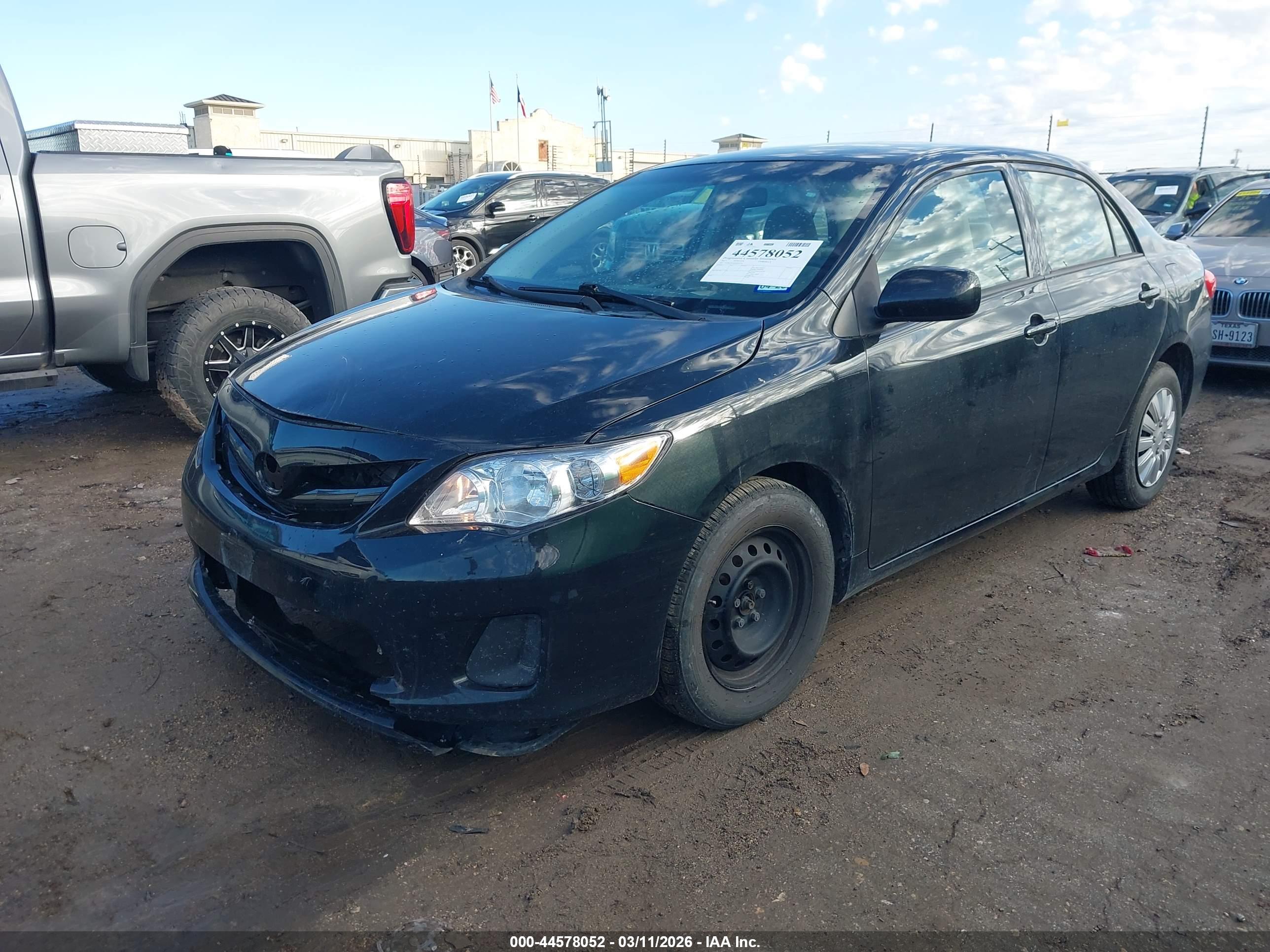 TOYOTA COROLLA image 2