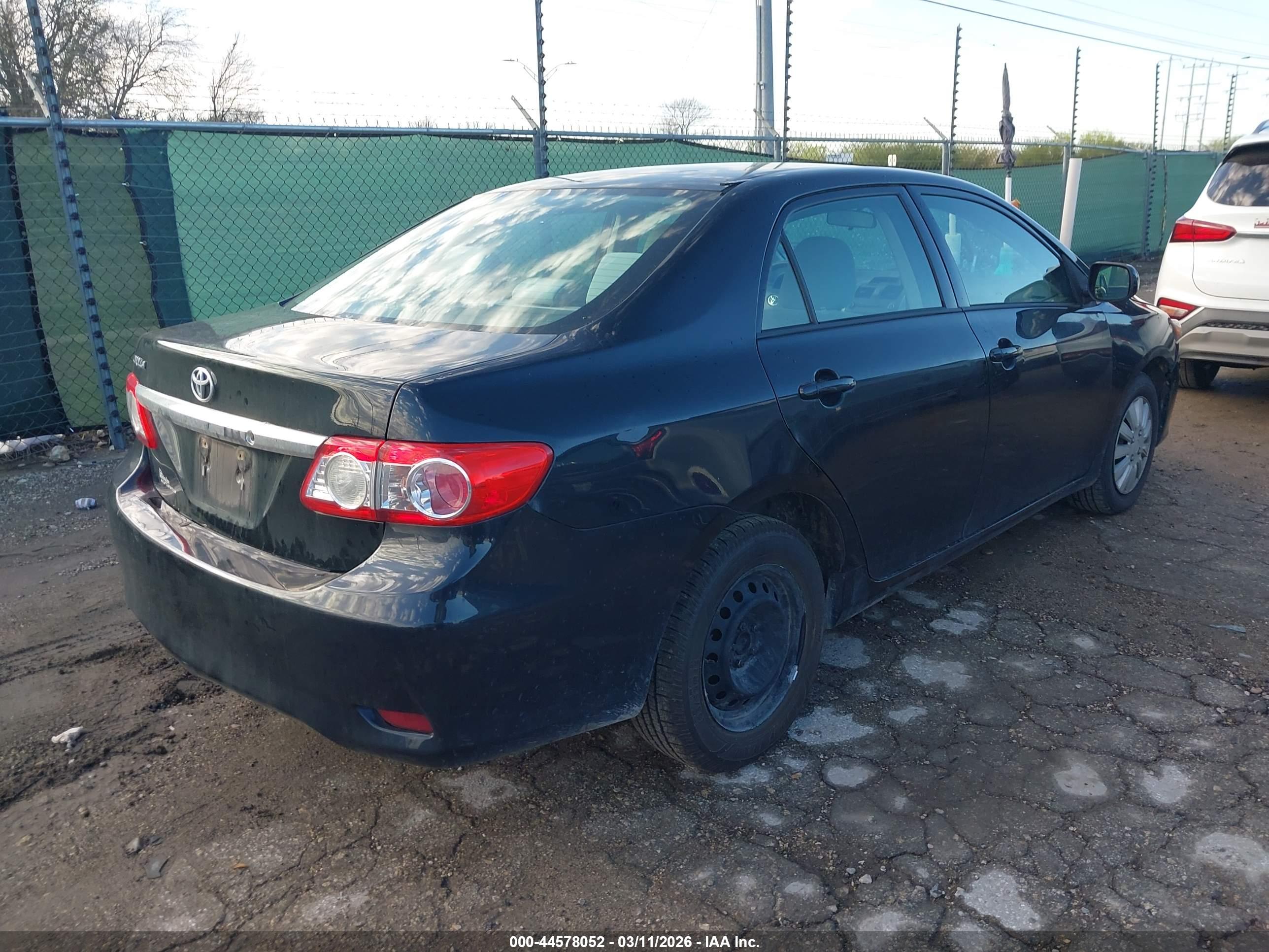 TOYOTA COROLLA image 4