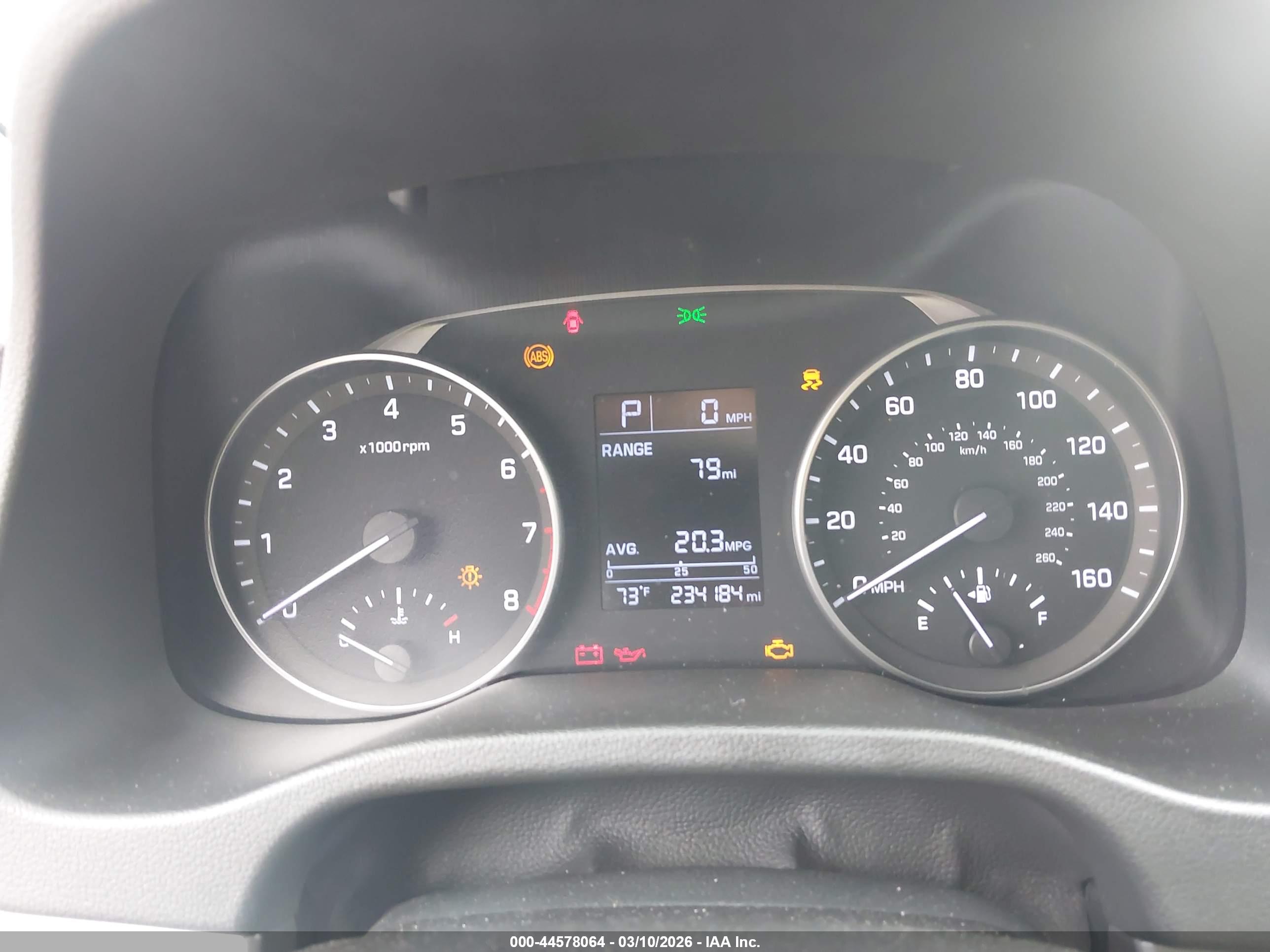 HYUNDAI ELANTRA image 7