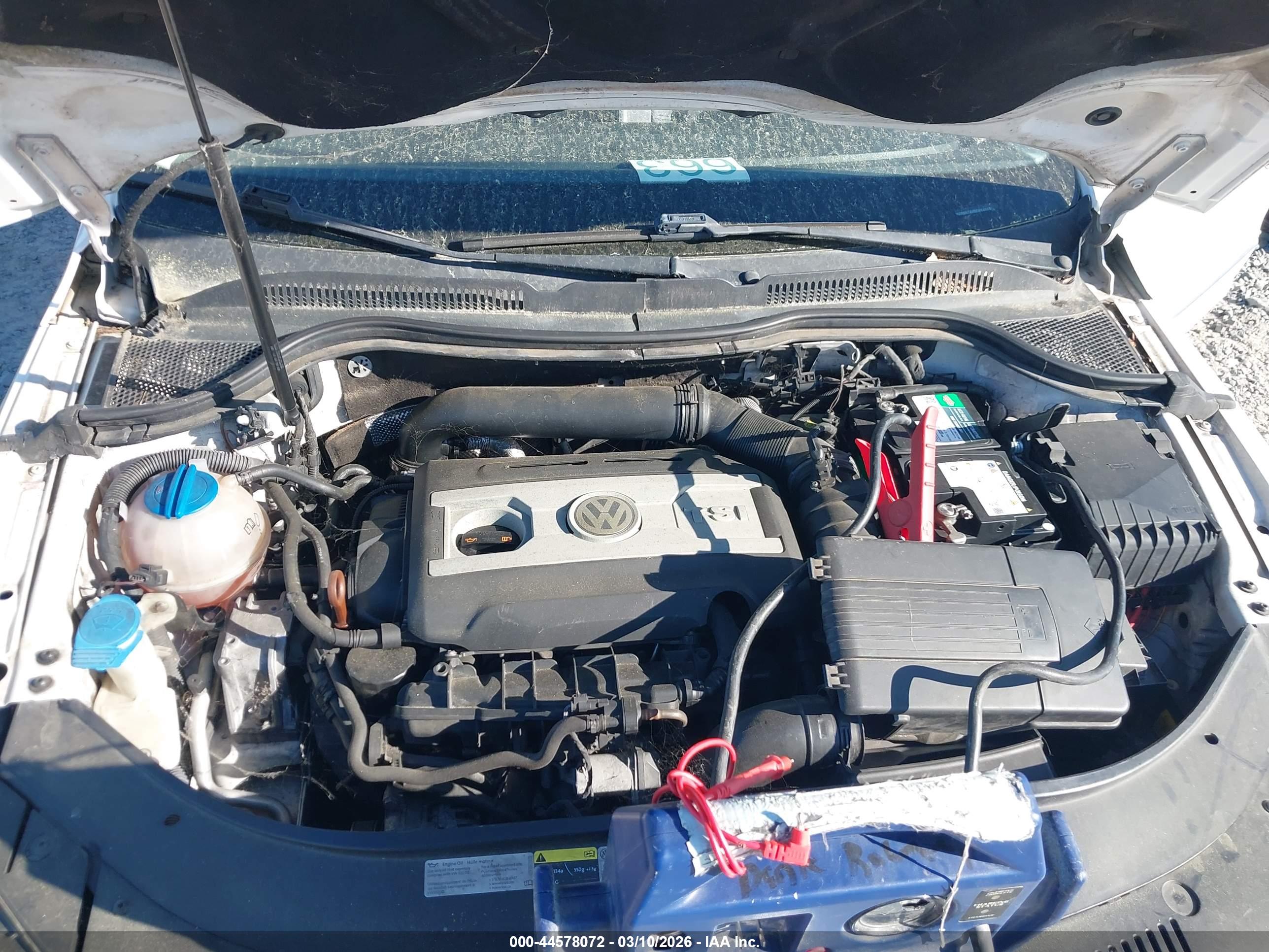 VOLKSWAGEN CC image 10
