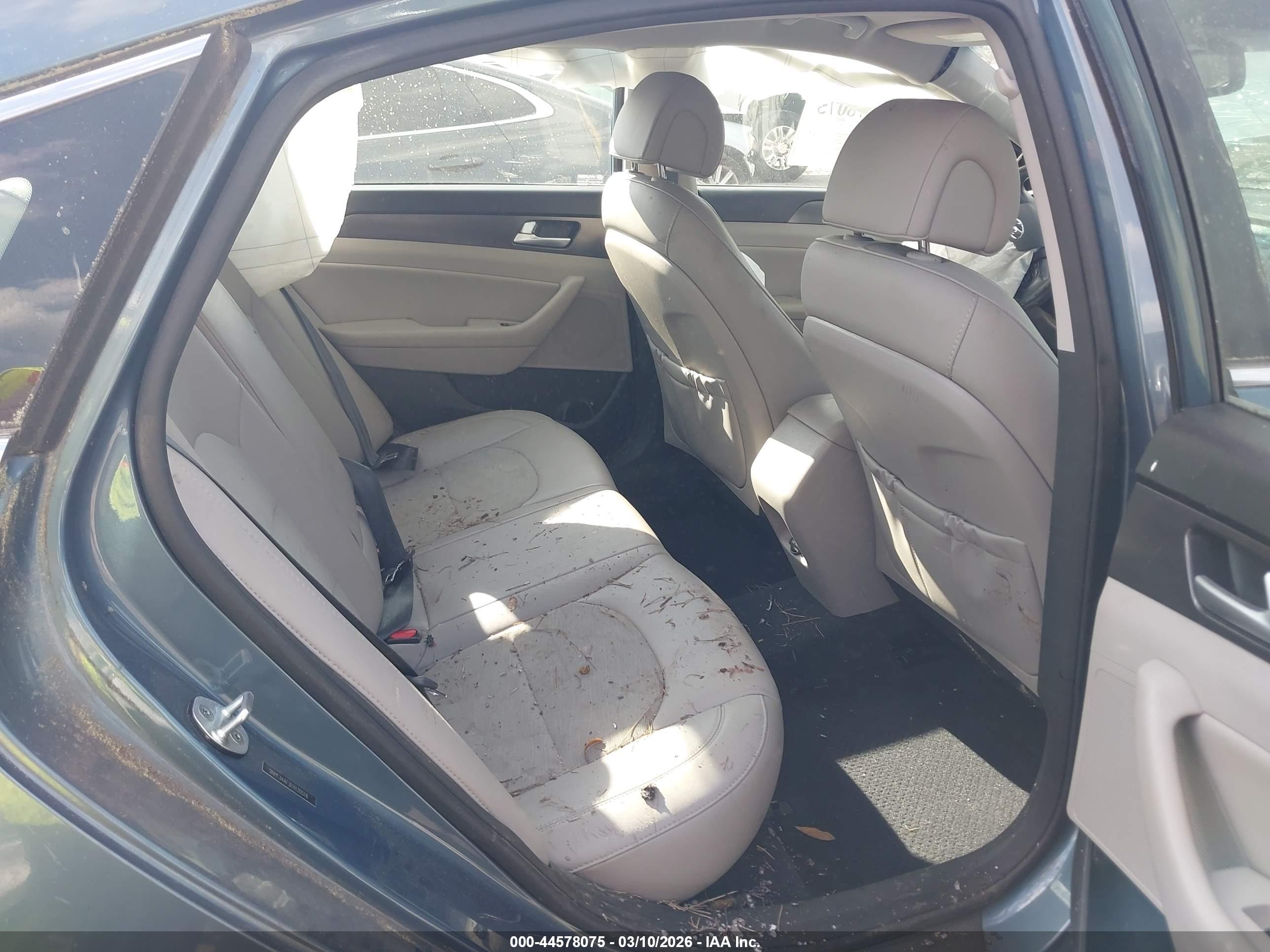 HYUNDAI SONATA image 8