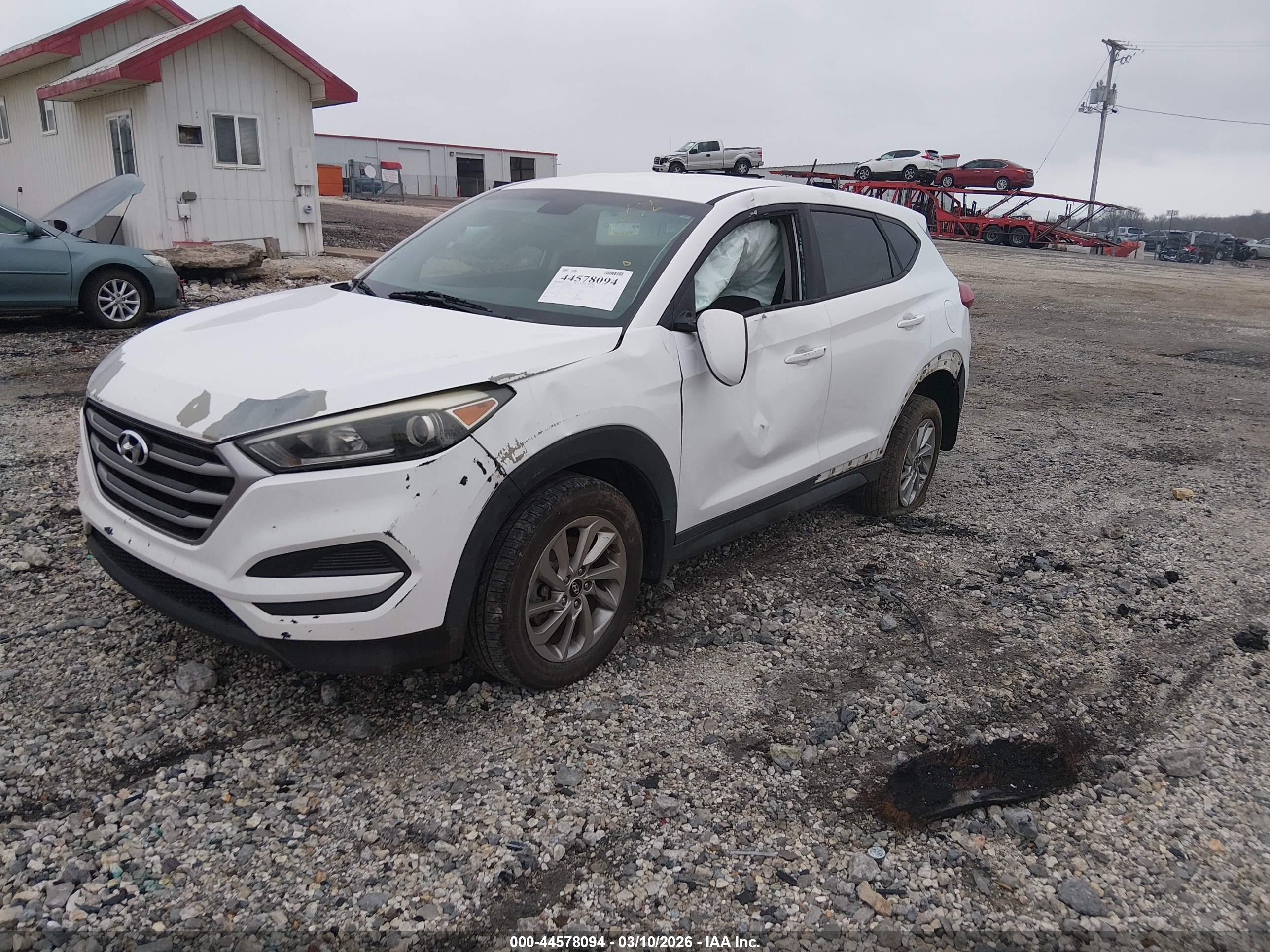 HYUNDAI TUCSON image 2