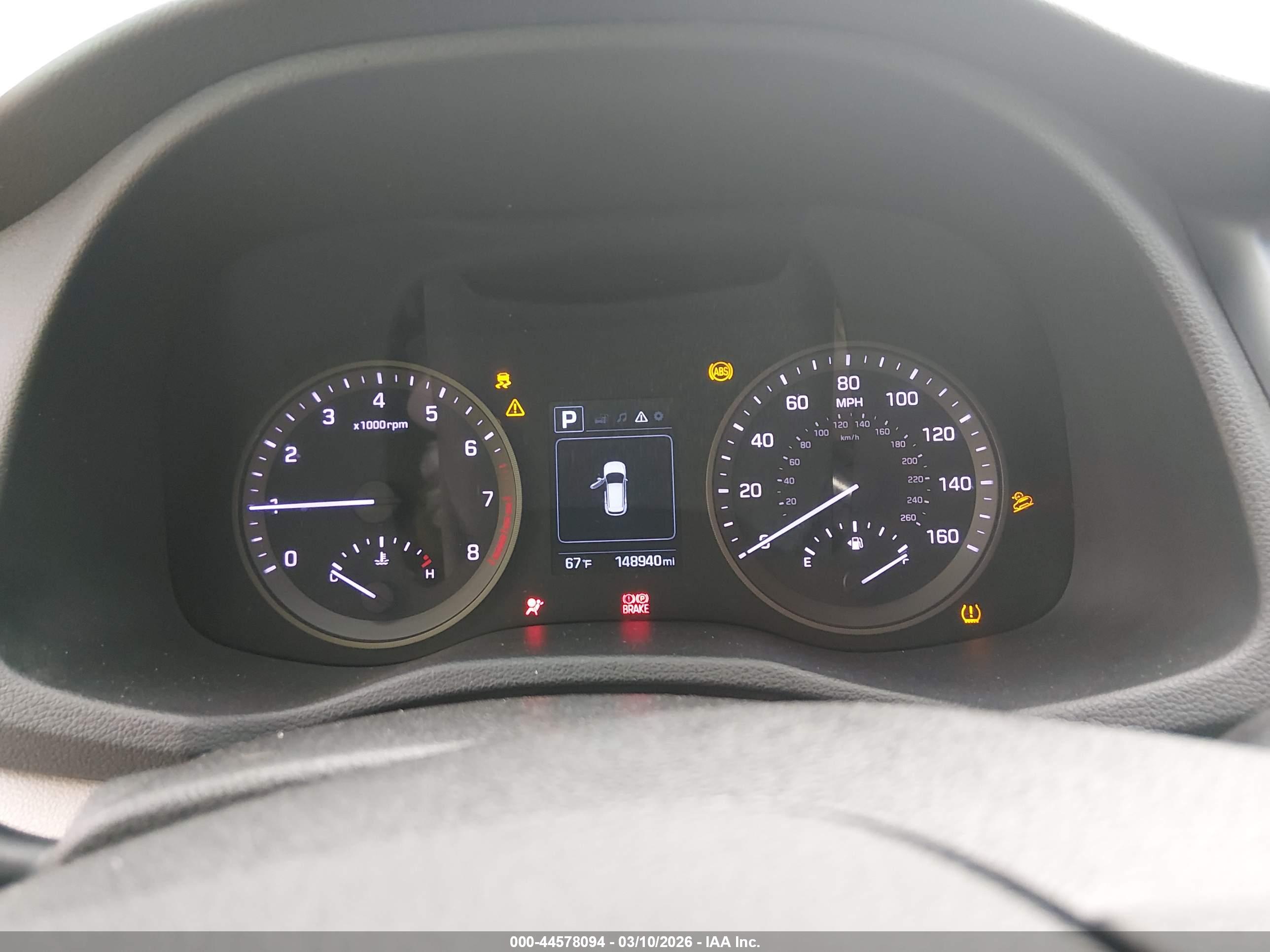 HYUNDAI TUCSON image 7
