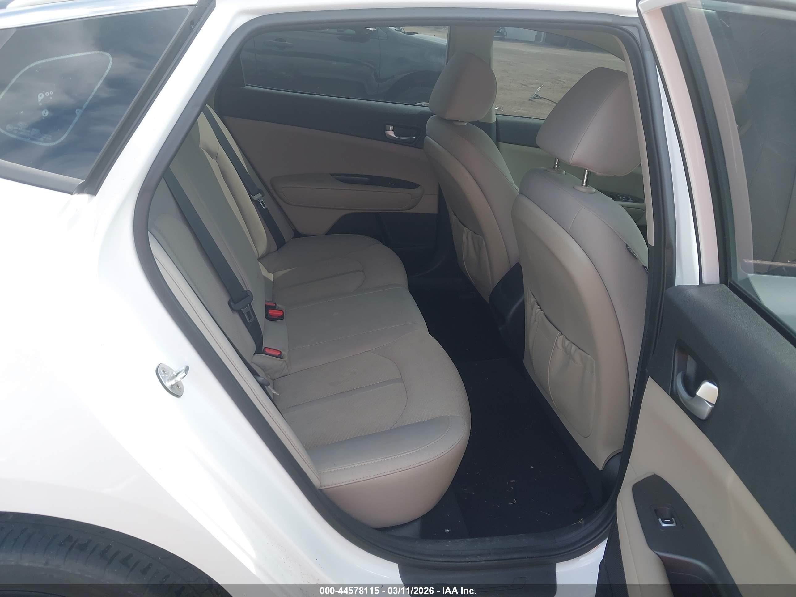 KIA OPTIMA image 8