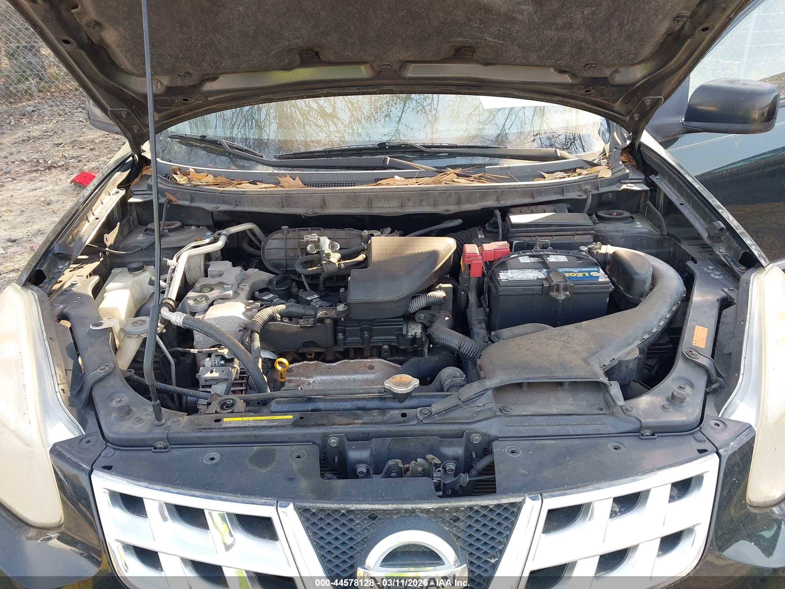 NISSAN ROGUE image 10