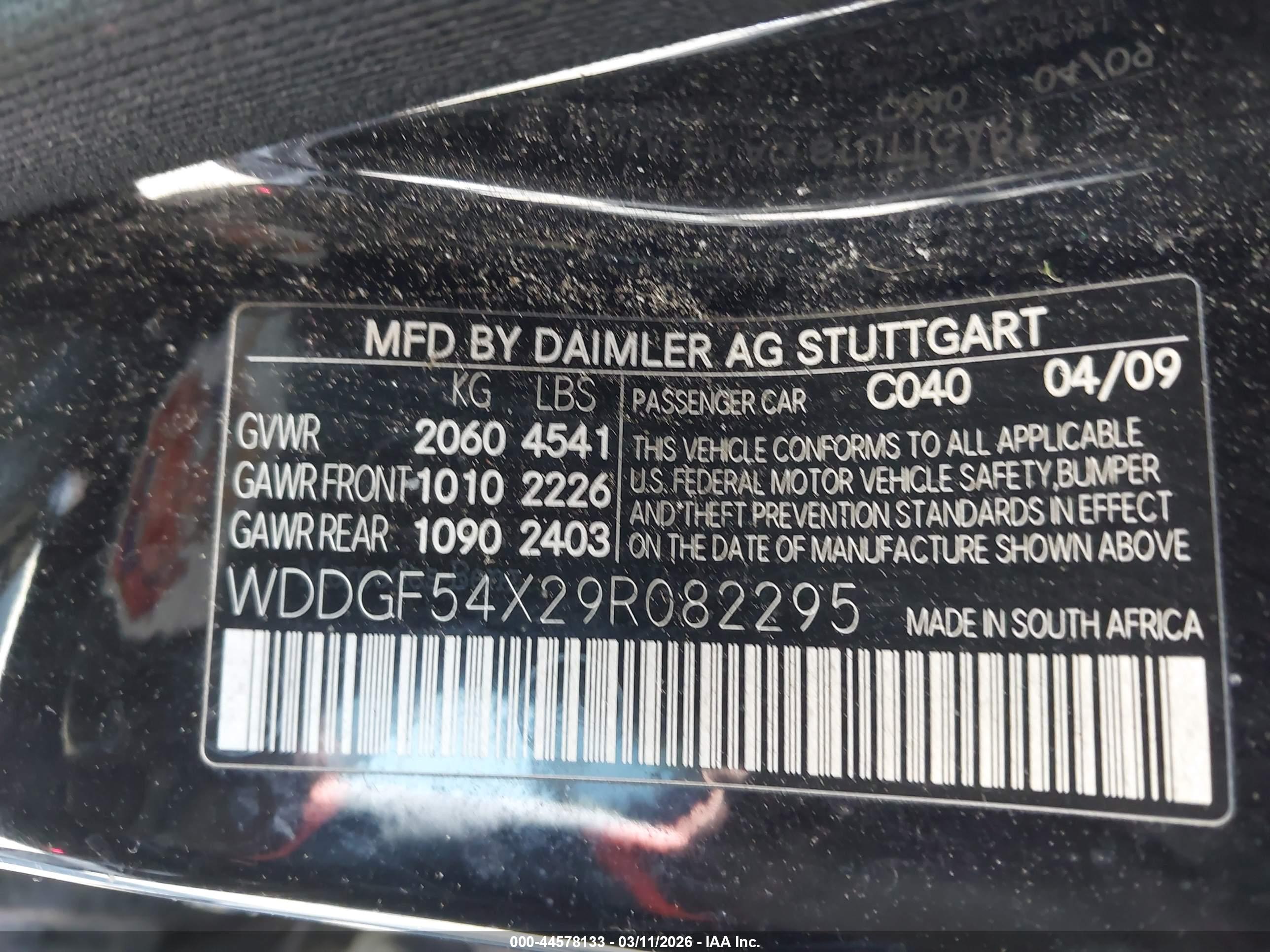 MERCEDES-BENZ C image 9