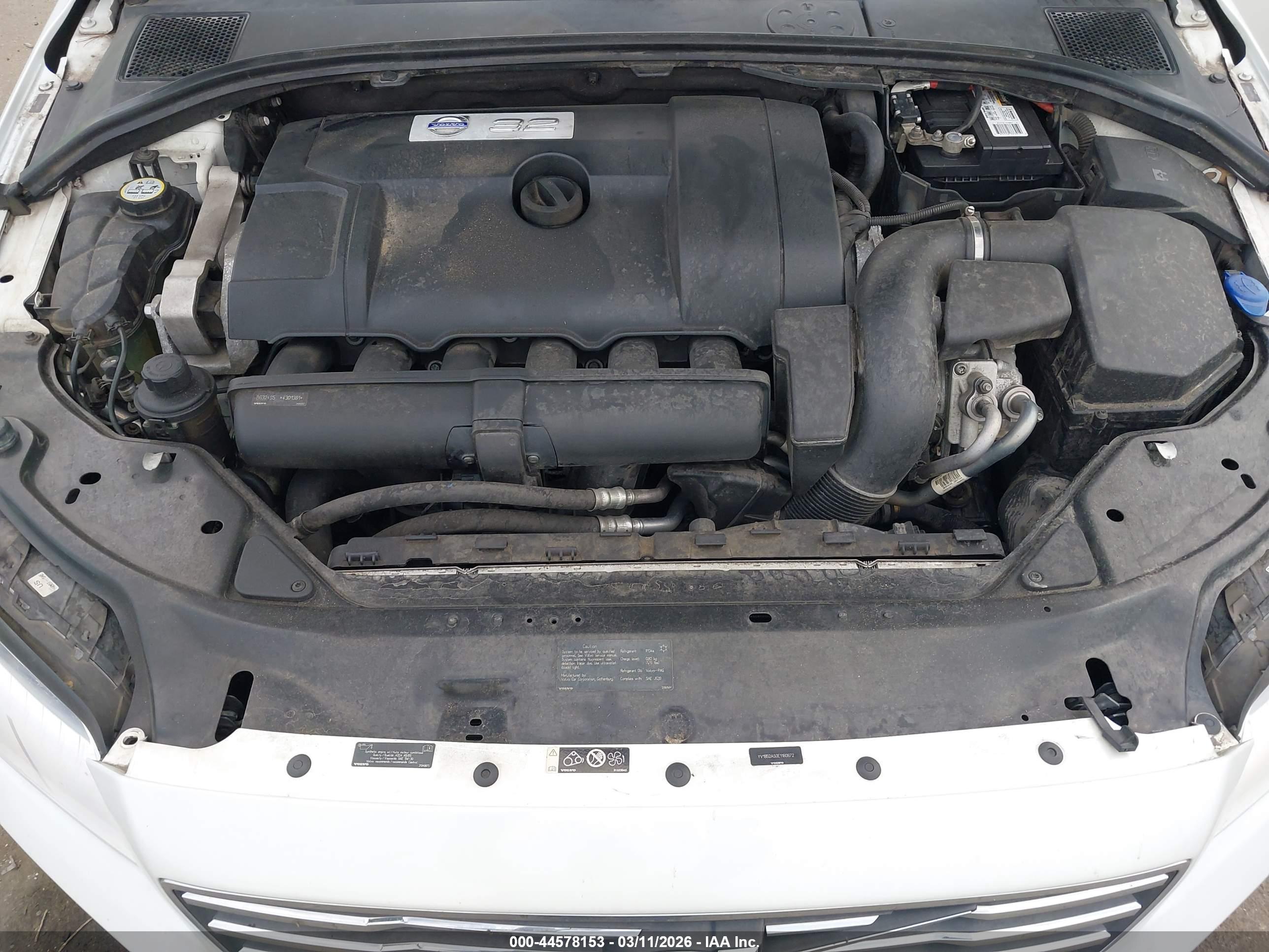 VOLVO S80 image 10