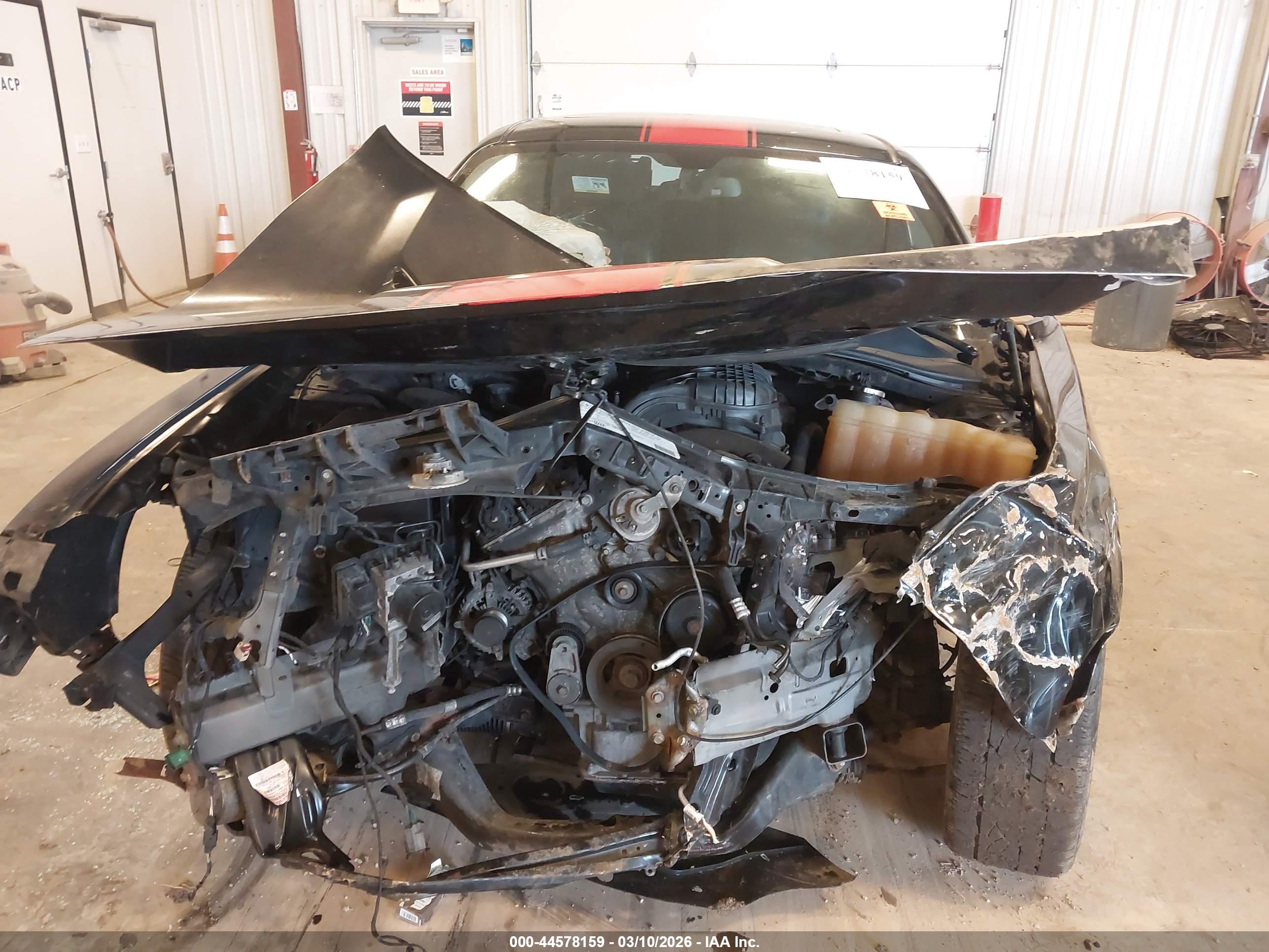 DODGE CHALLENGER image 6