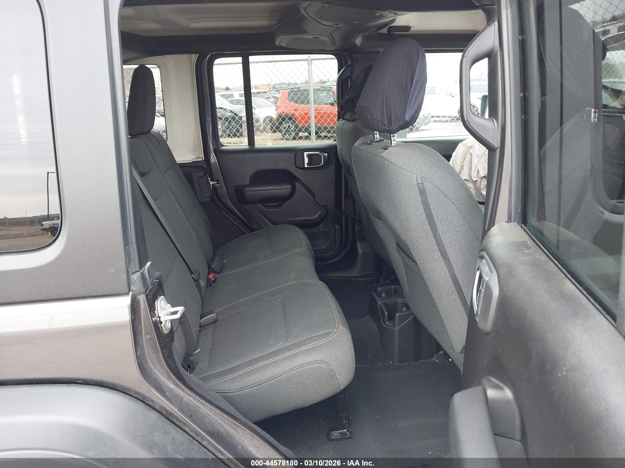 JEEP WRANGLER image 8