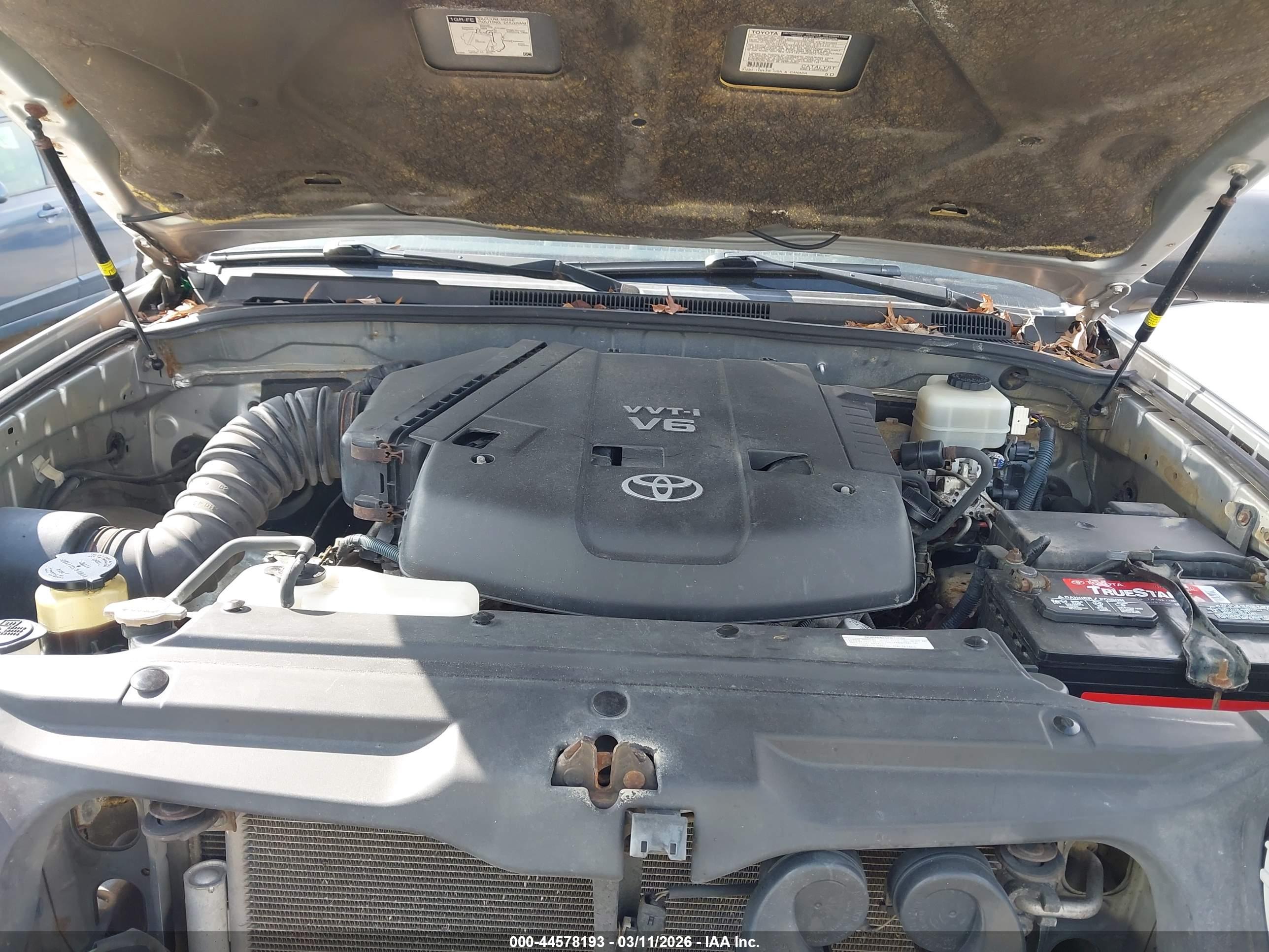 TOYOTA 4RUNNER image 10