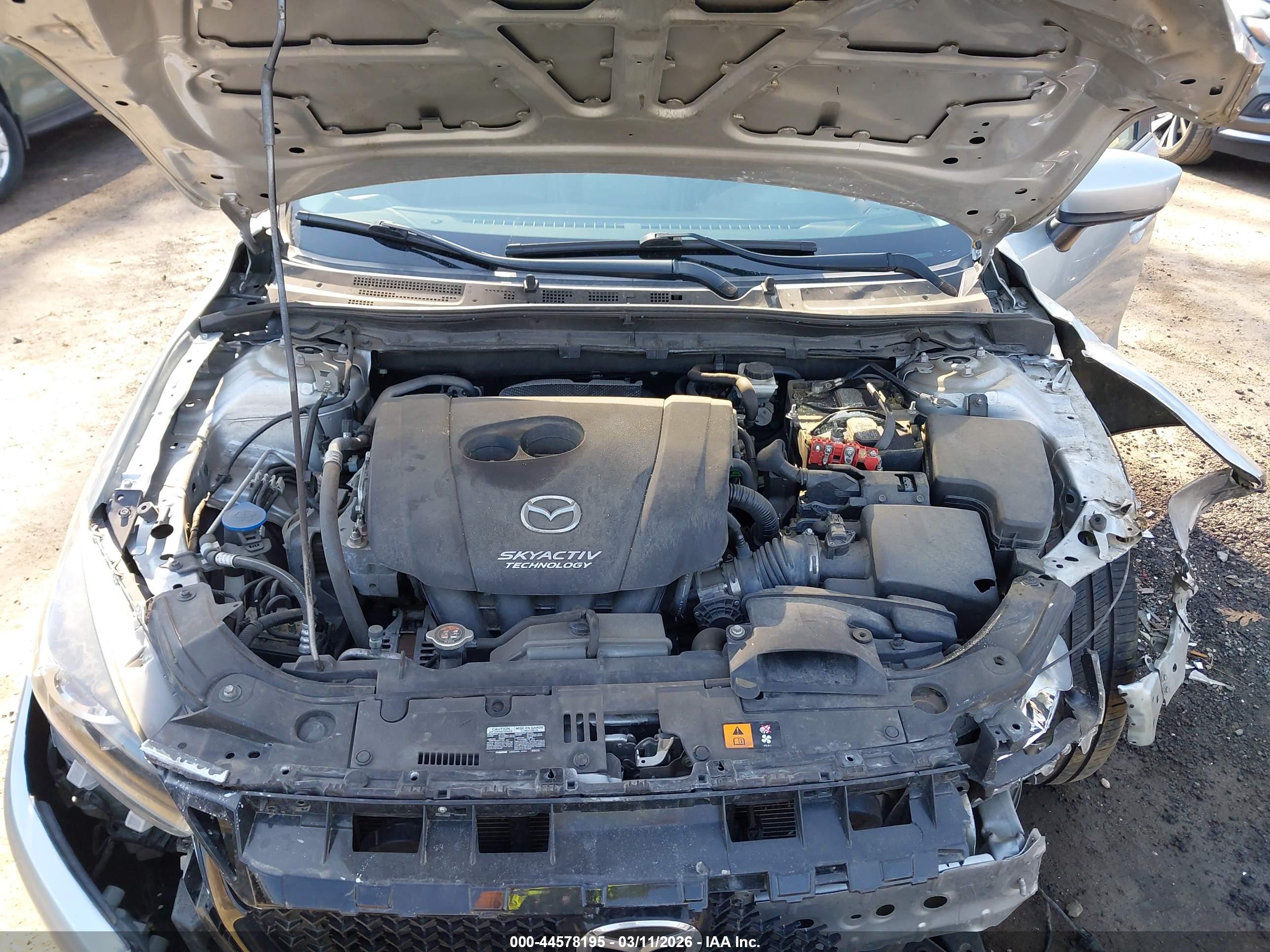 MAZDA MAZDA3 image 10