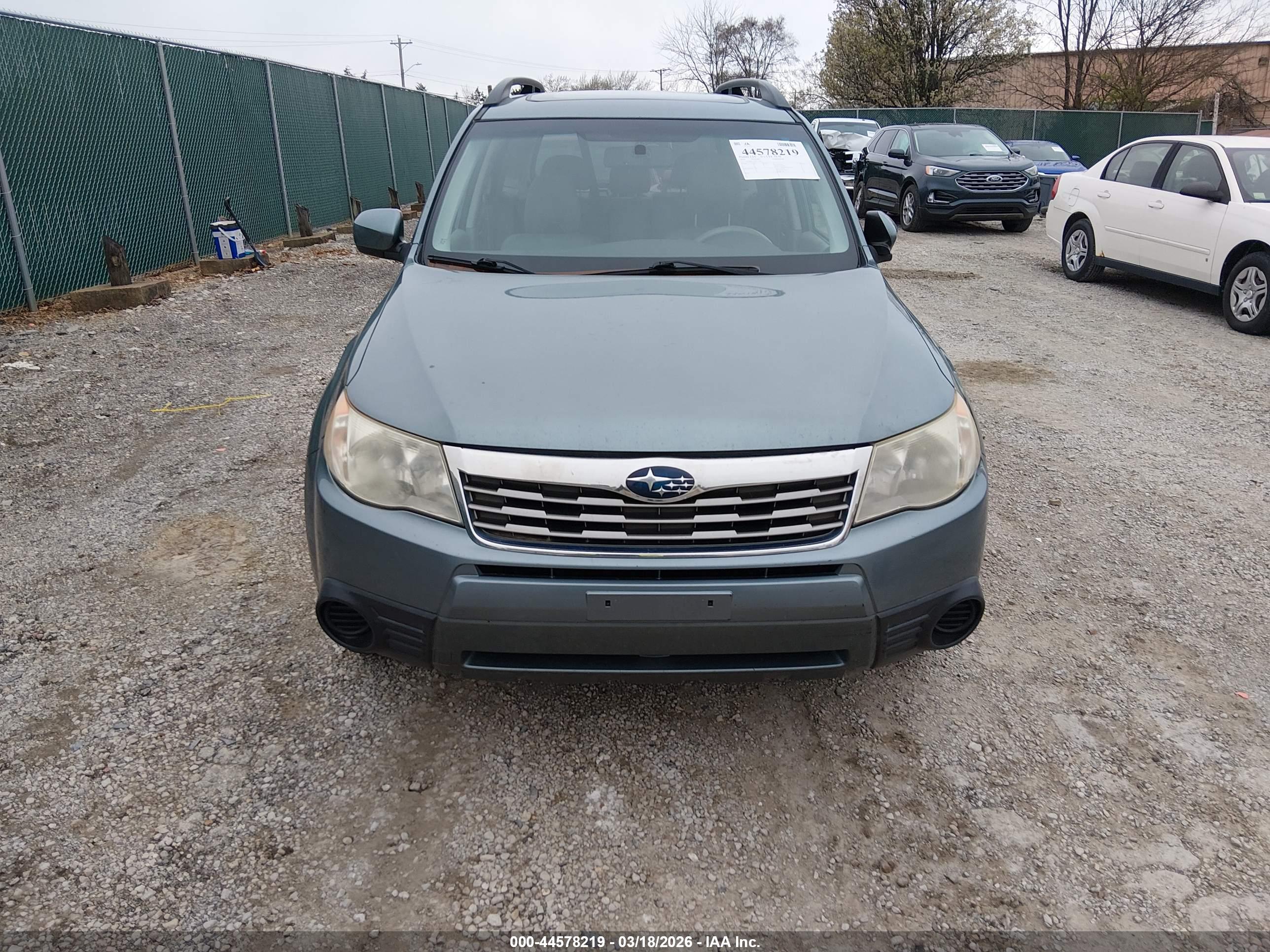 SUBARU FORESTER image 6