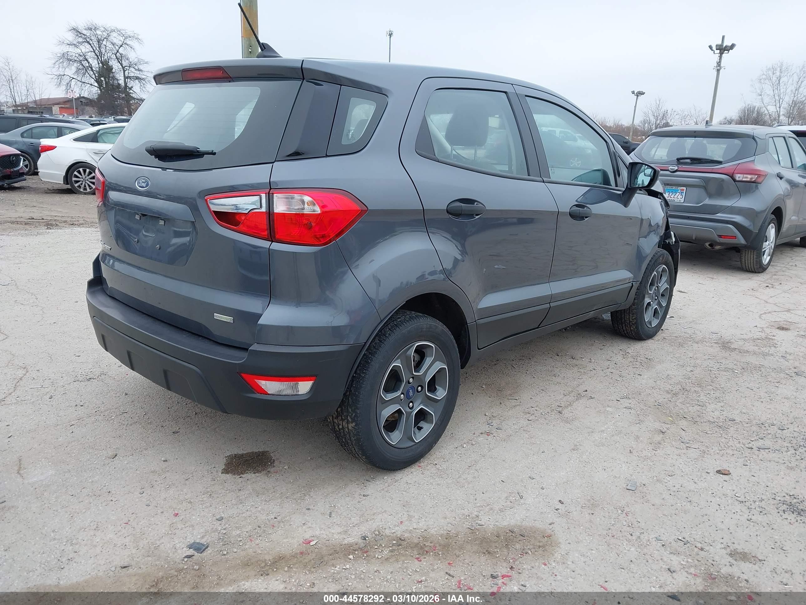 FORD ECOSPORT image 4