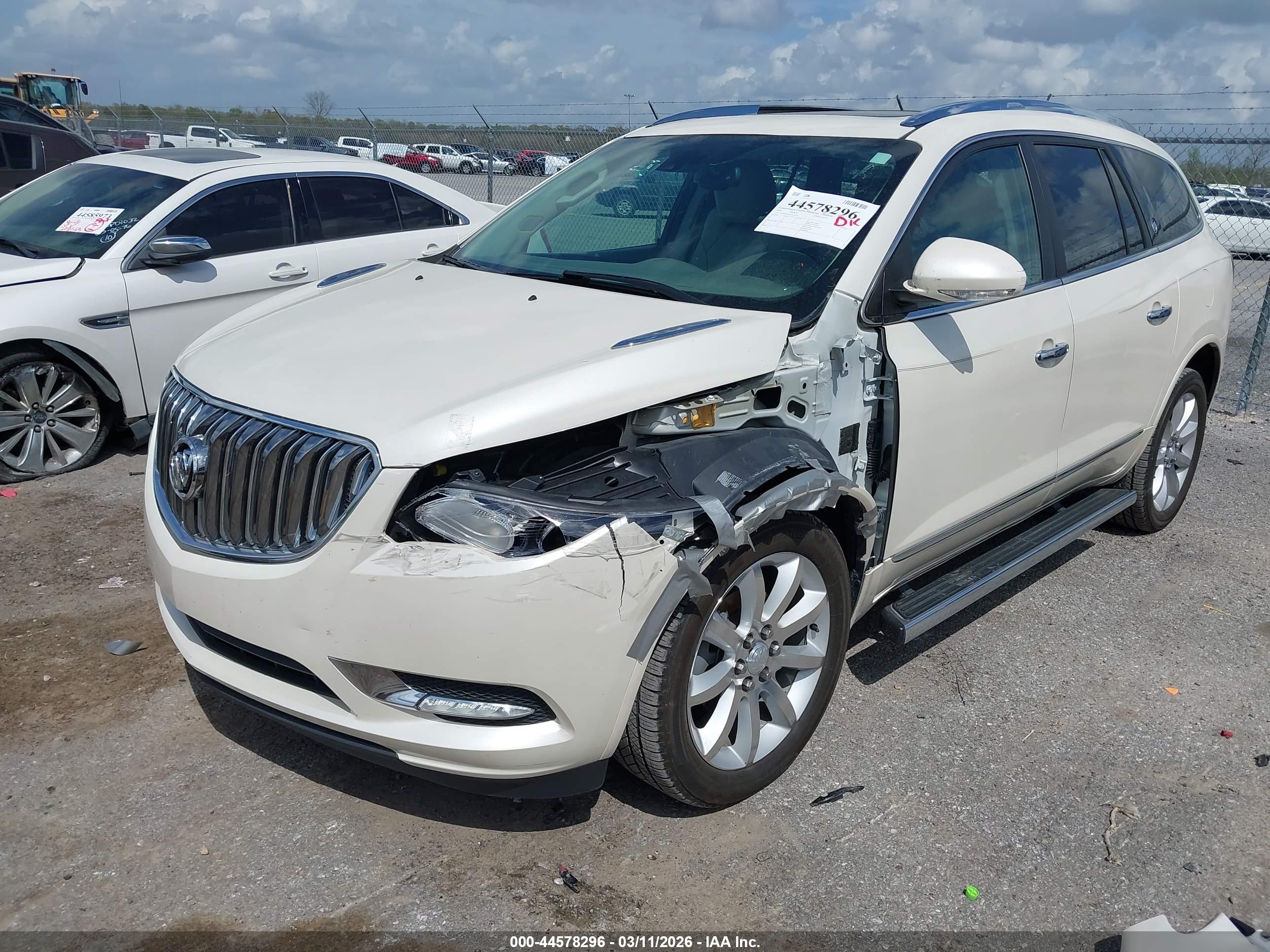 BUICK ENCLAVE image 2