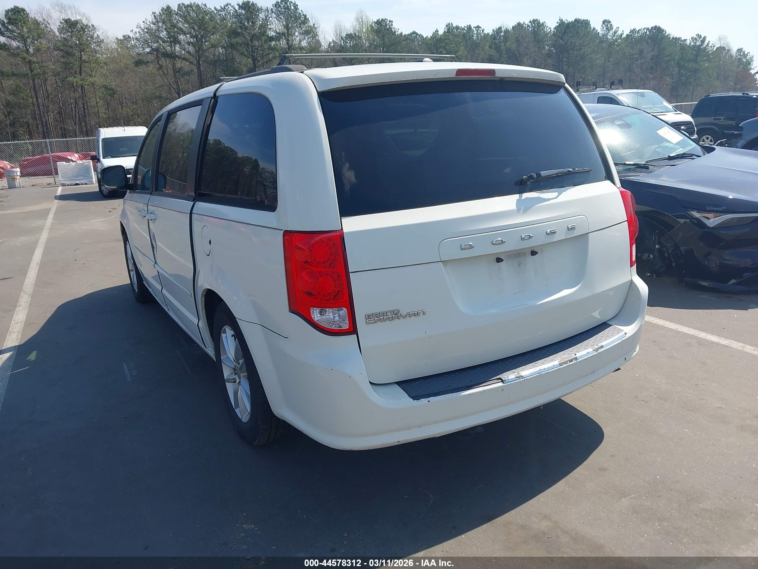 DODGE GRAND image 3