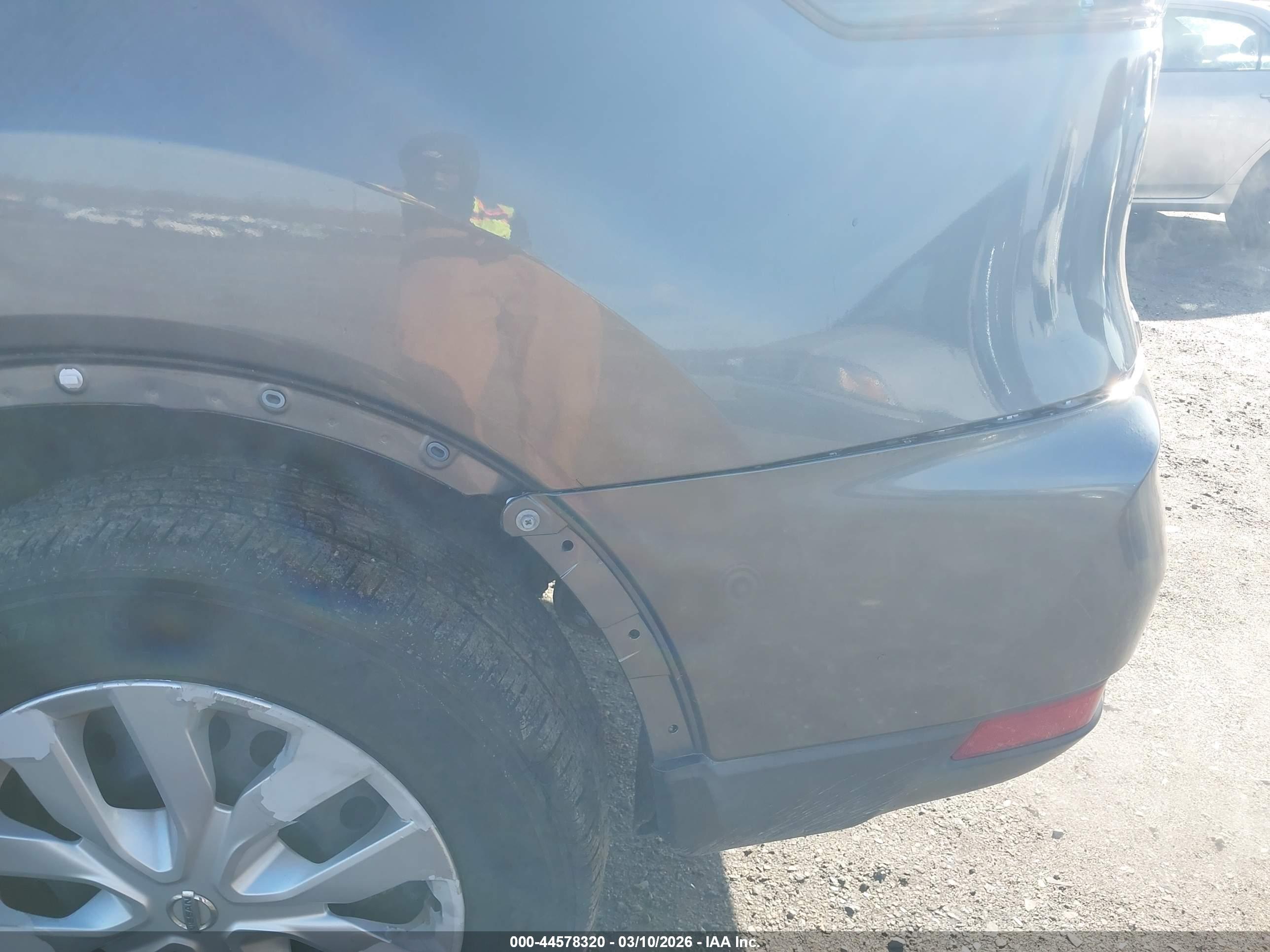 NISSAN ROGUE image 6