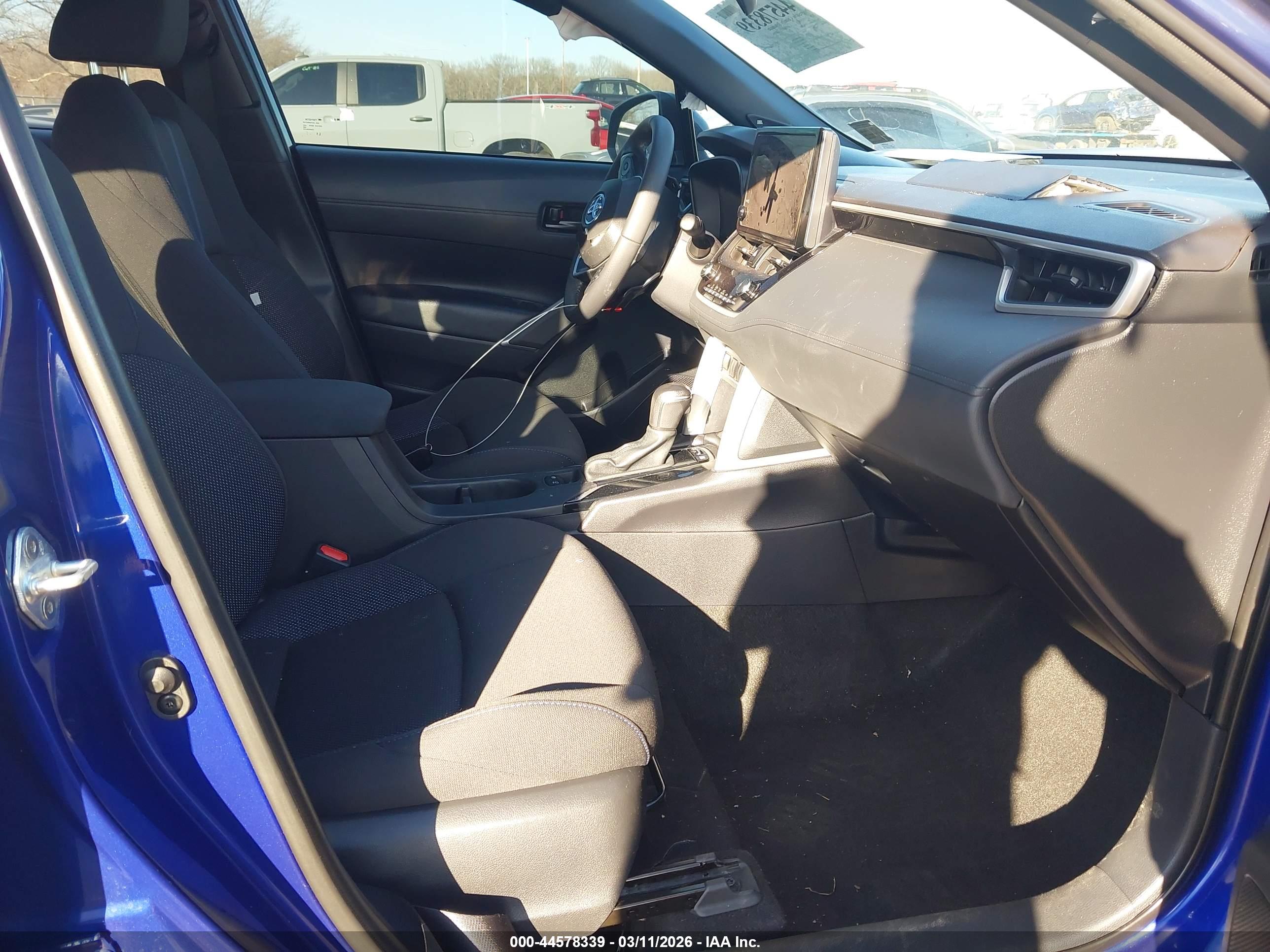 TOYOTA COROLLA image 5