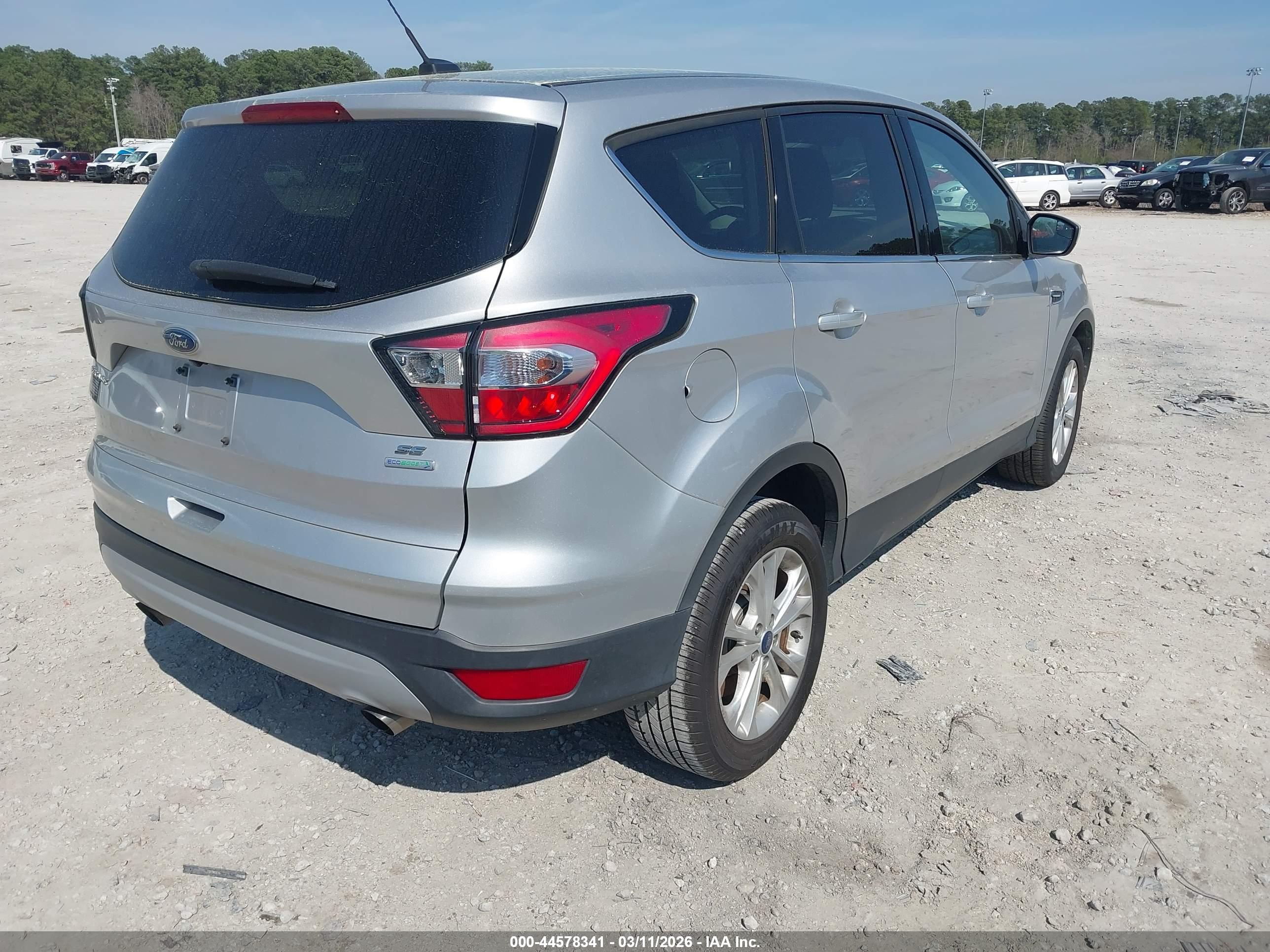 FORD ESCAPE image 4