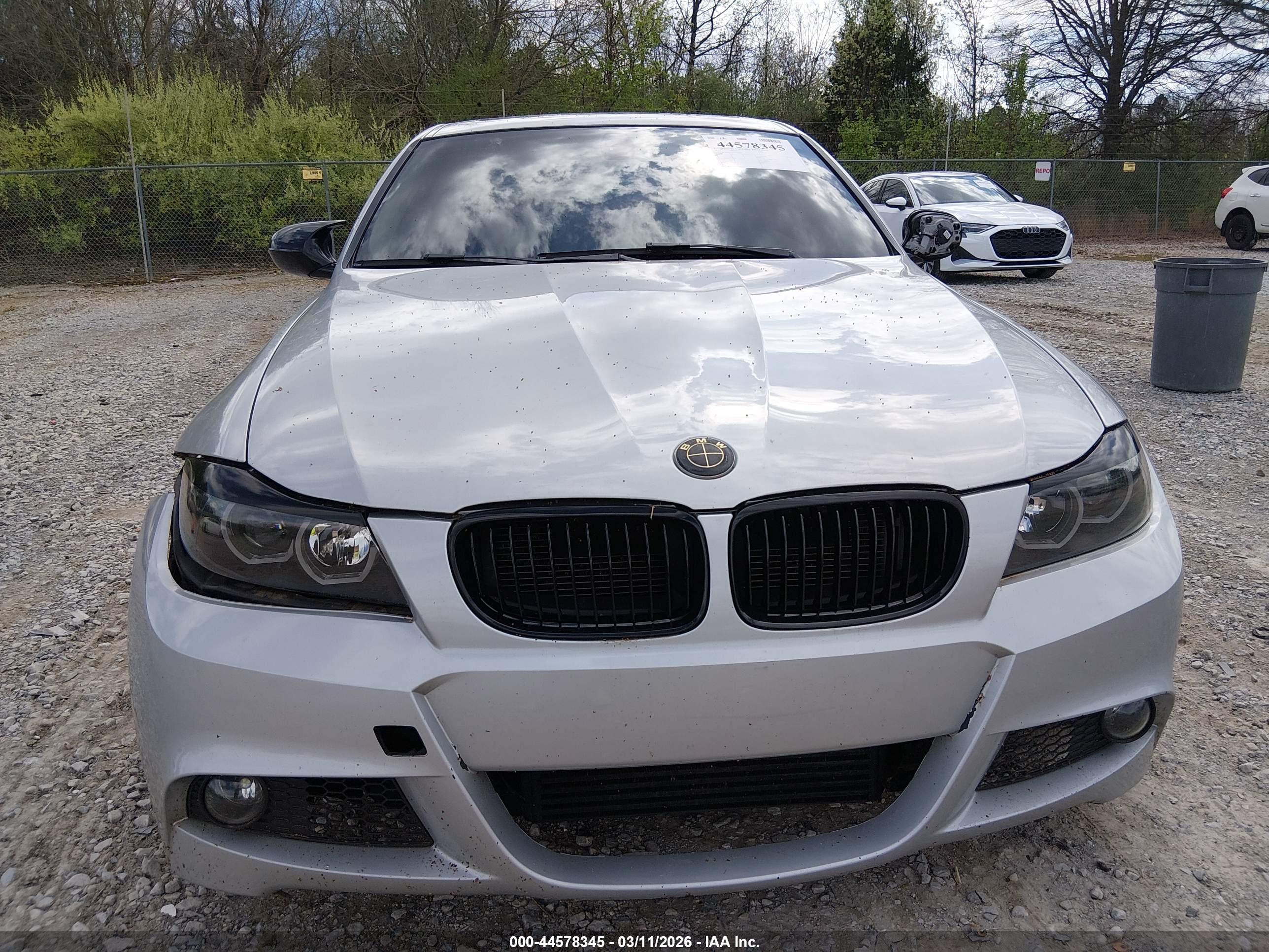 BMW 335I image 6