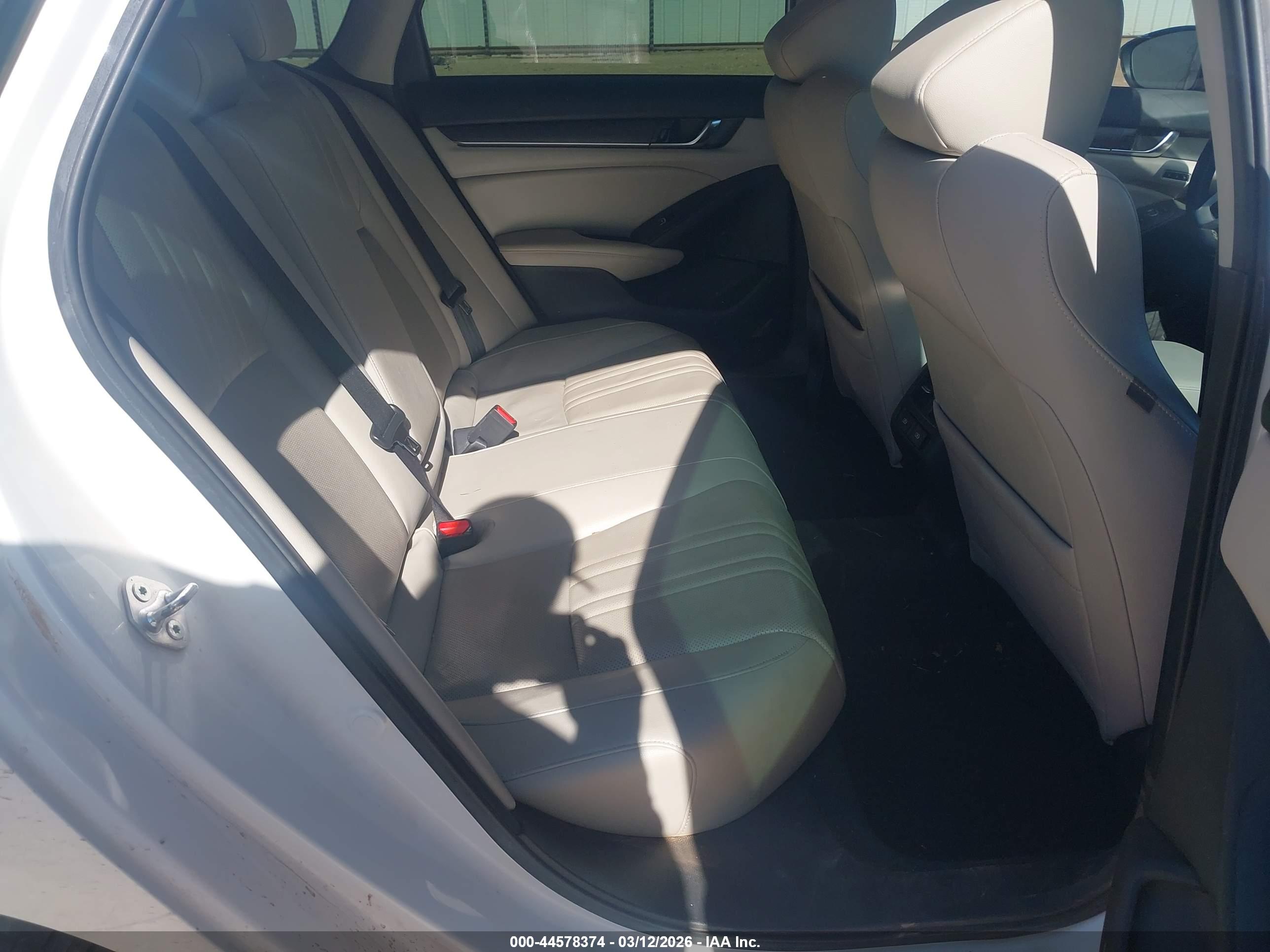 HONDA ACCORD image 8