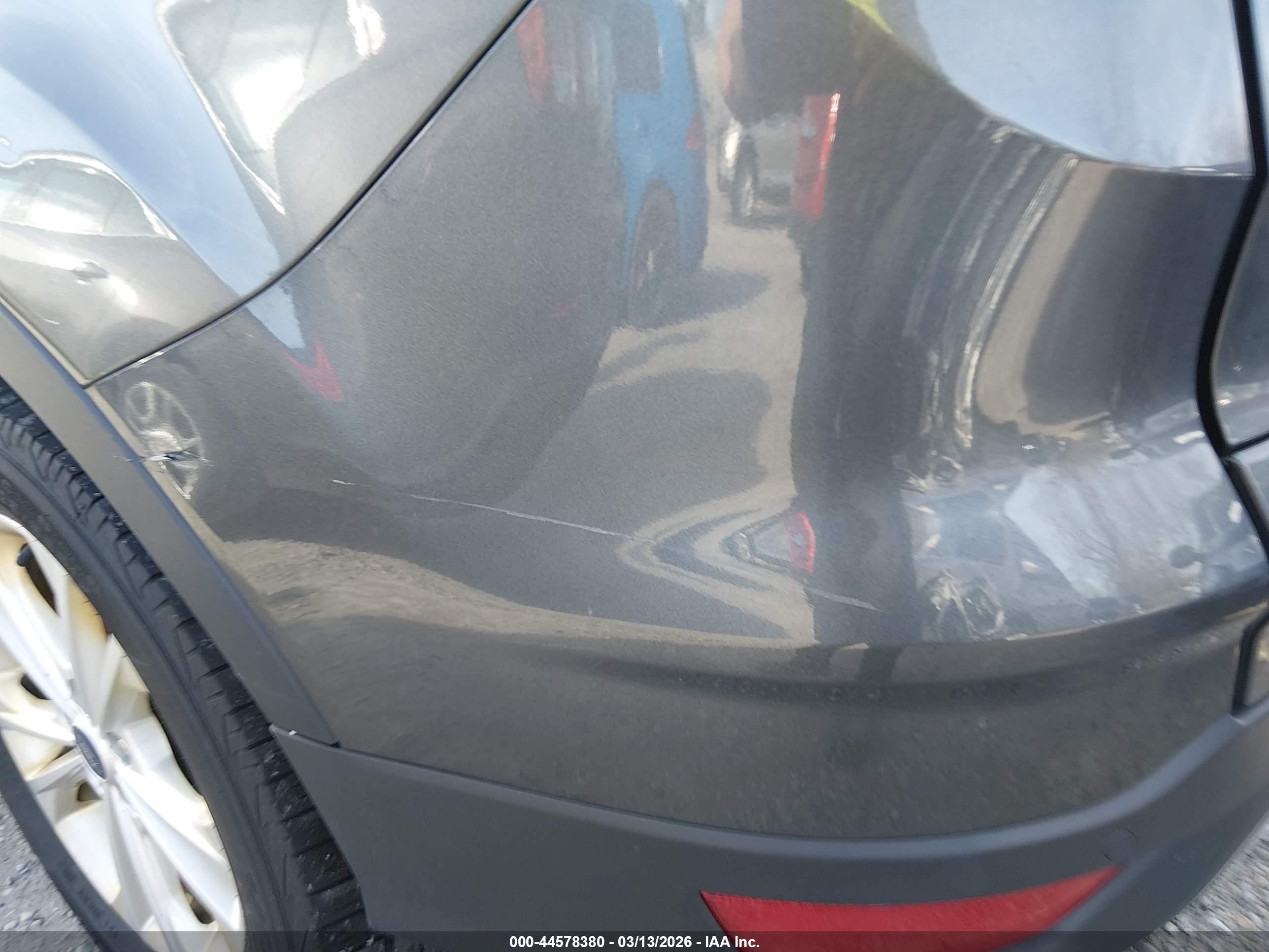 FORD ESCAPE image 6