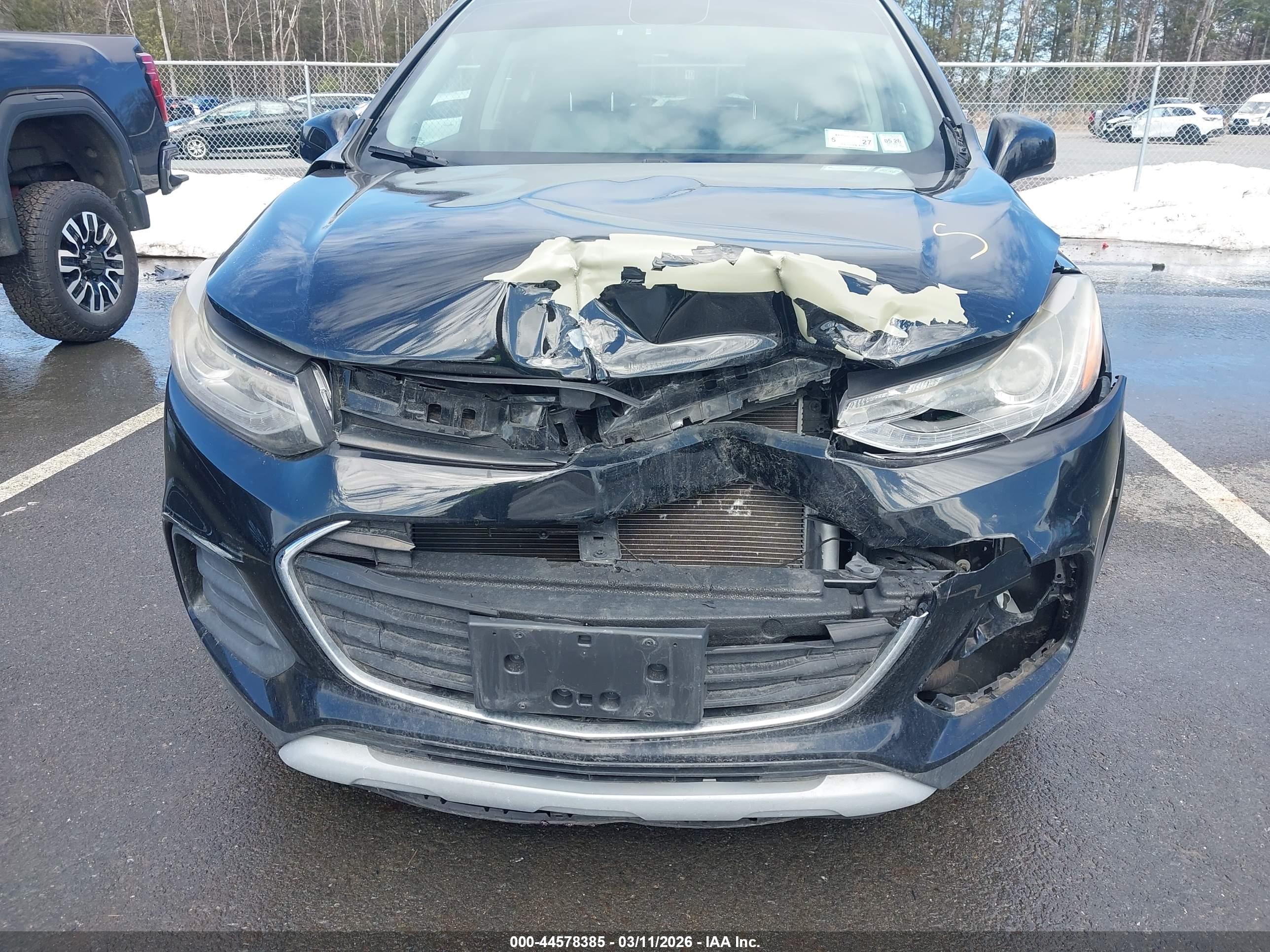 CHEVROLET TRAX image 6