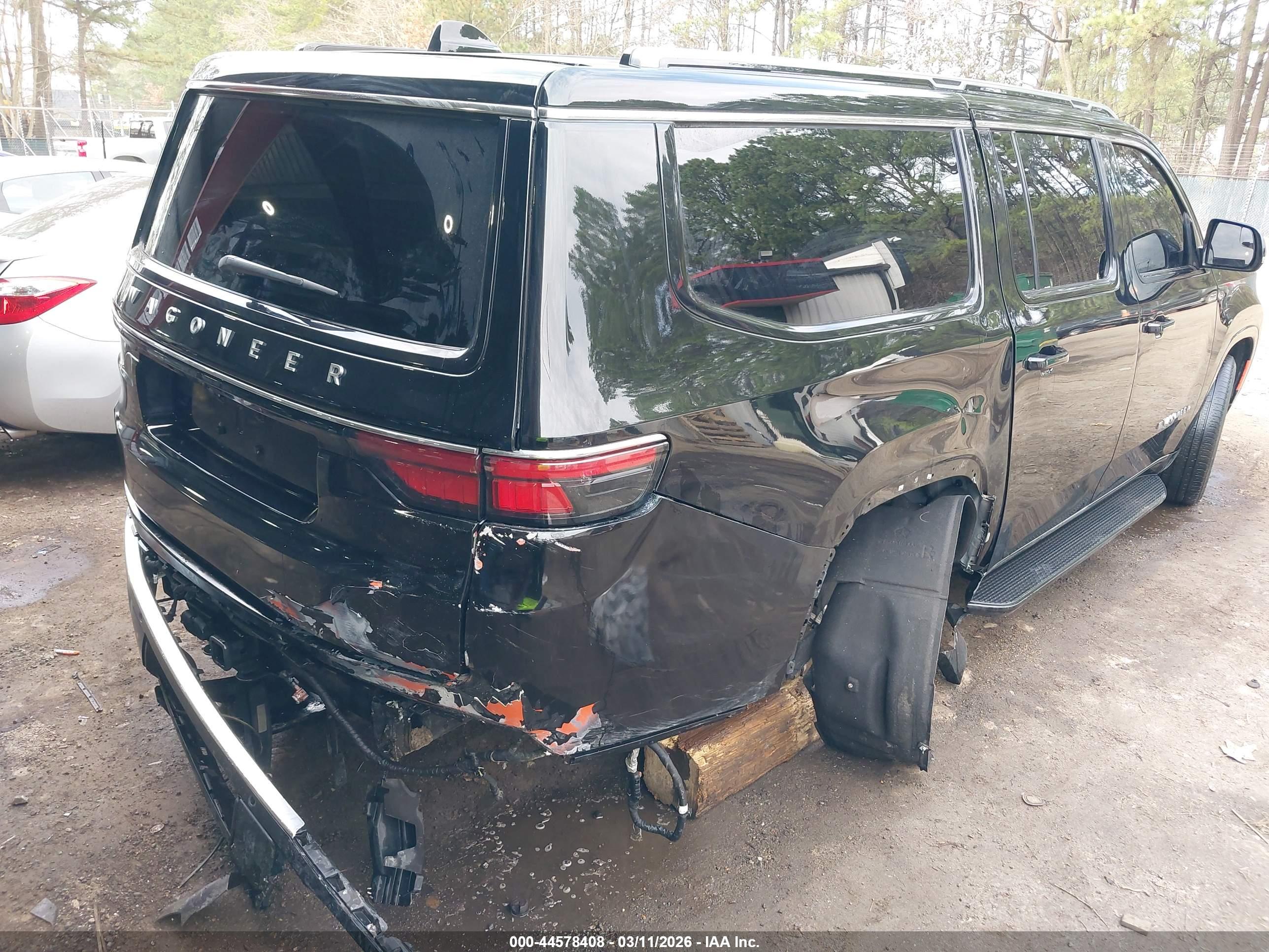 JEEP WAGONEER image 4