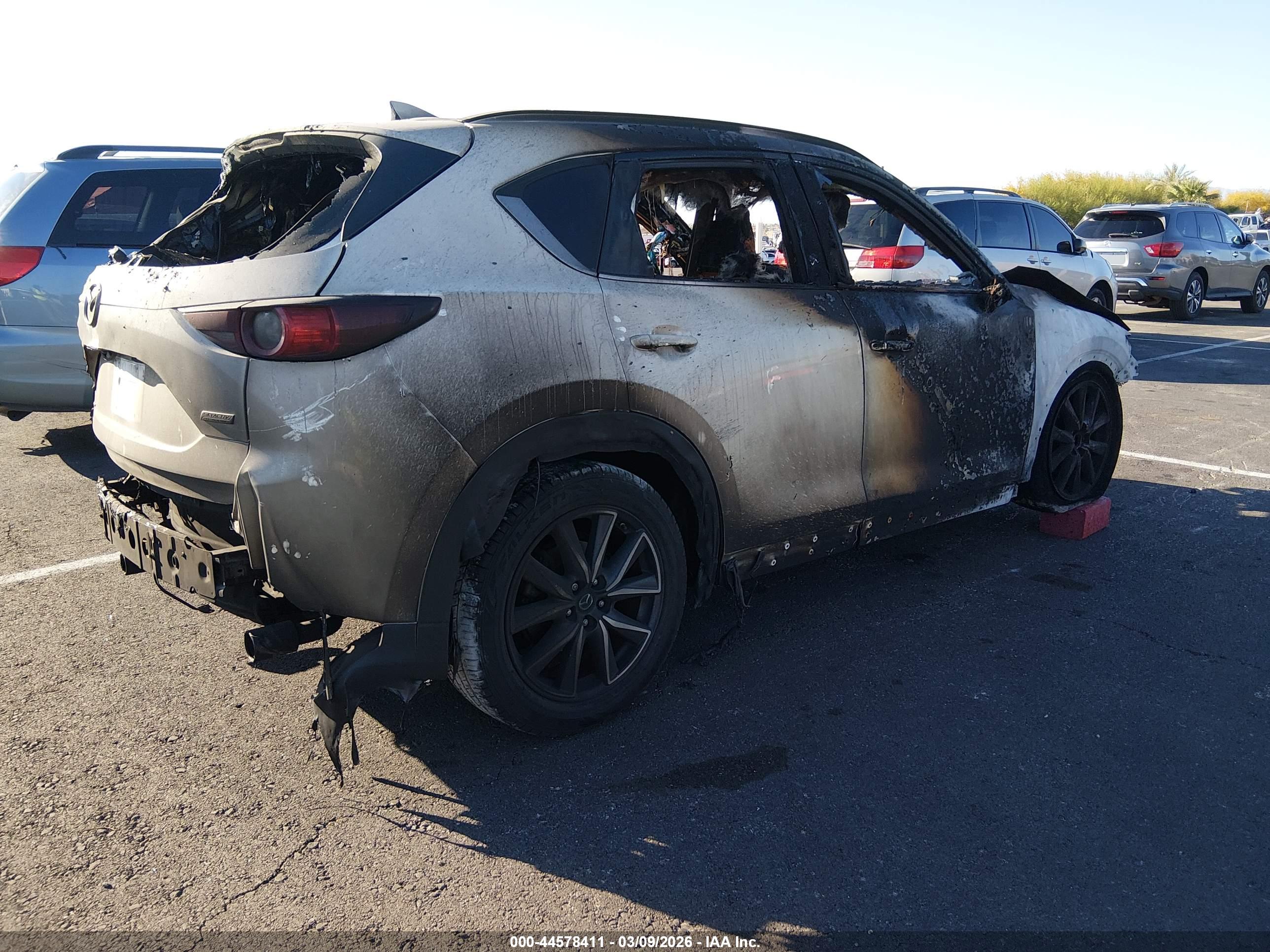 MAZDA CX-5 image 4