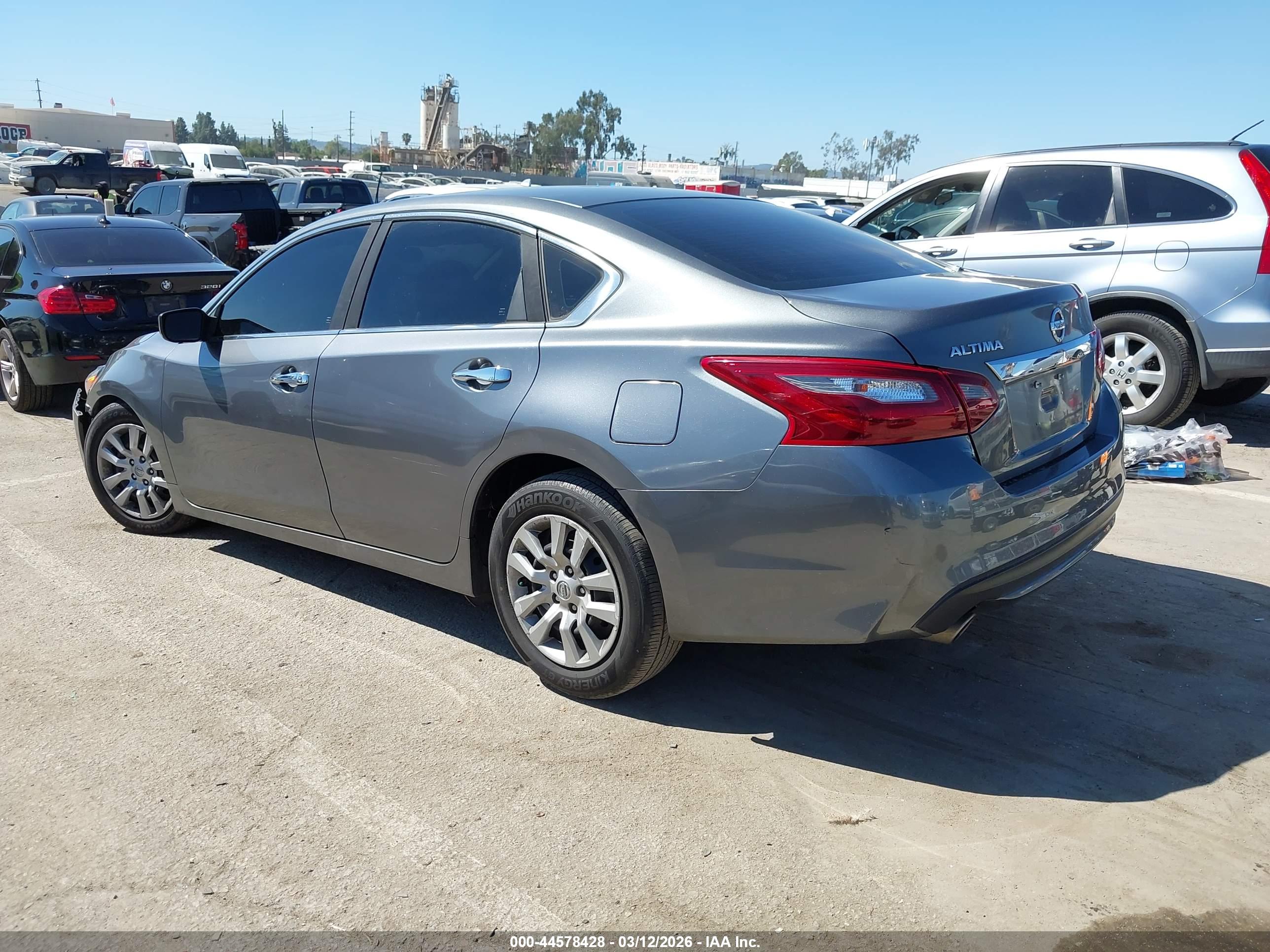NISSAN ALTIMA image 3